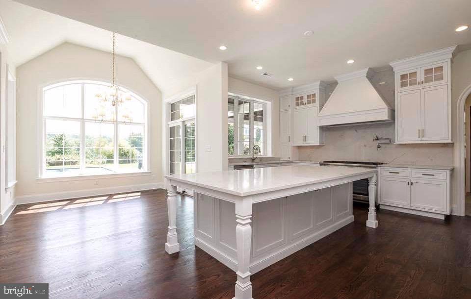 BRIAR KNOLL - Residential