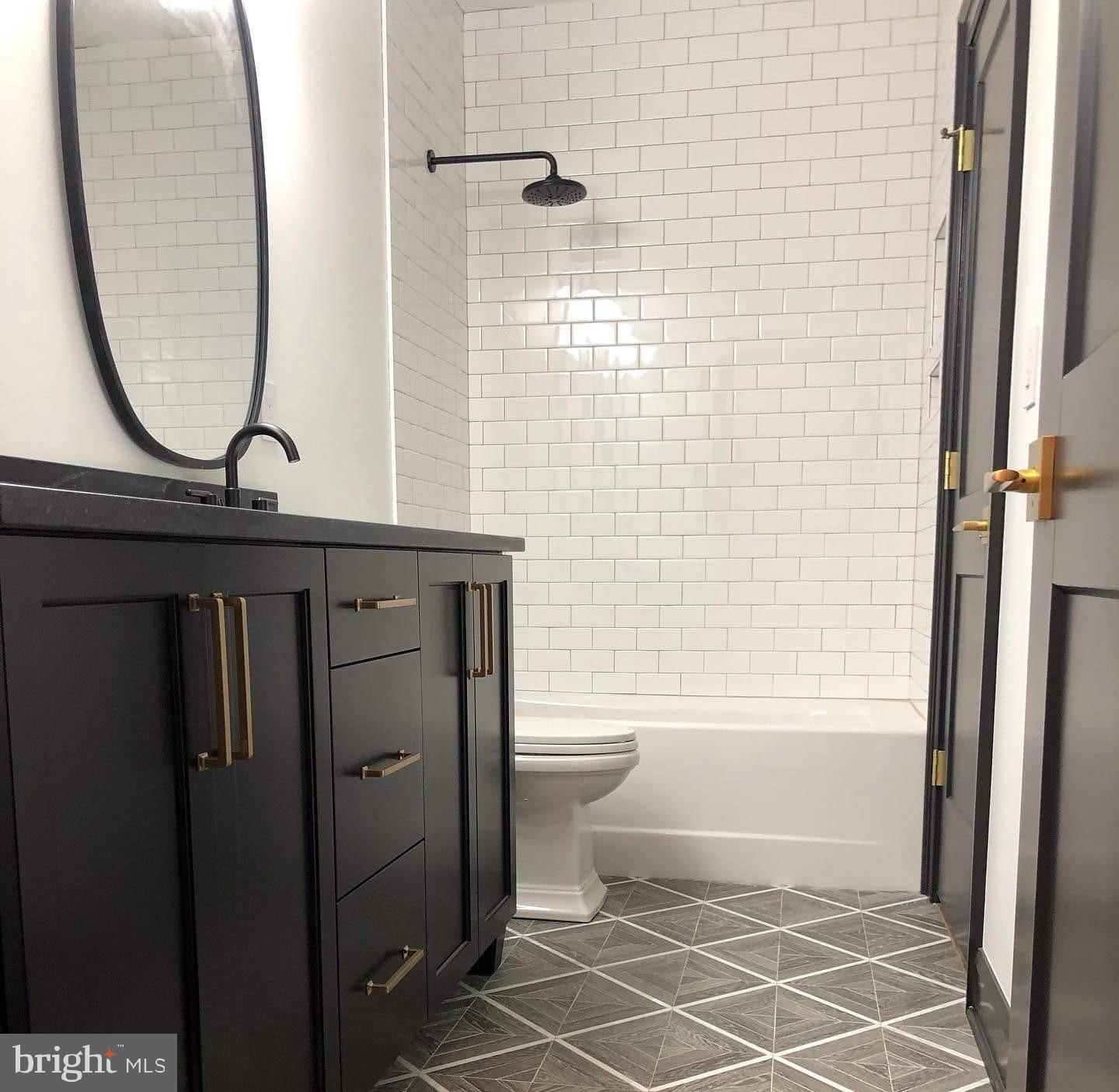 BRIAR KNOLL - Residential