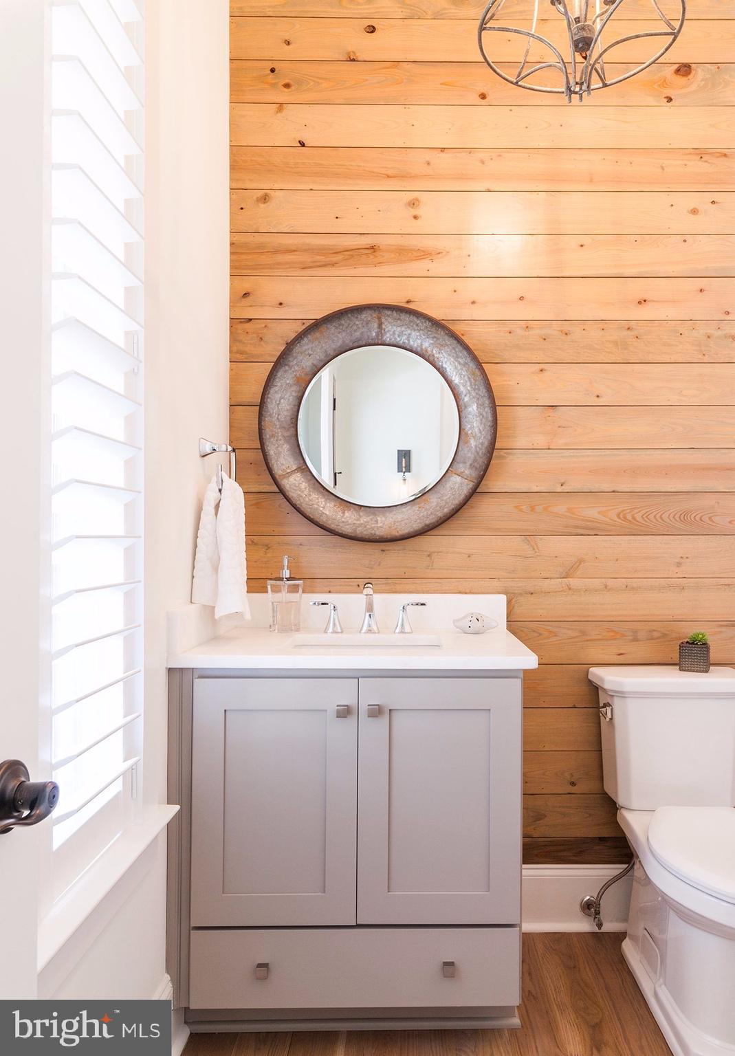 BRIAR KNOLL - Residential