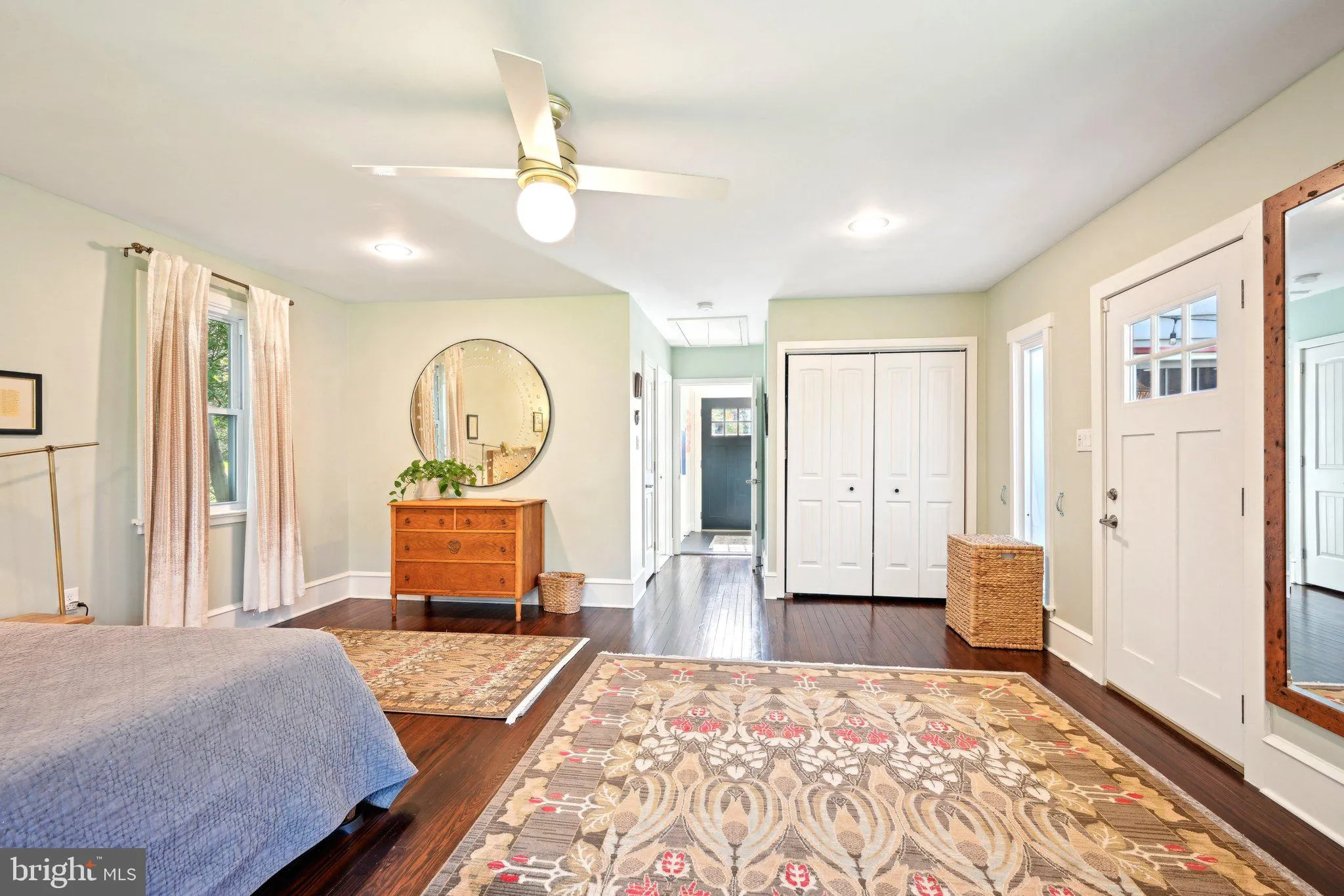 Jenkintown, Pennsylvania 19046, United States, 4 Bedrooms Bedrooms, ,4 BathroomsBathrooms,Residential,Contingent,110028