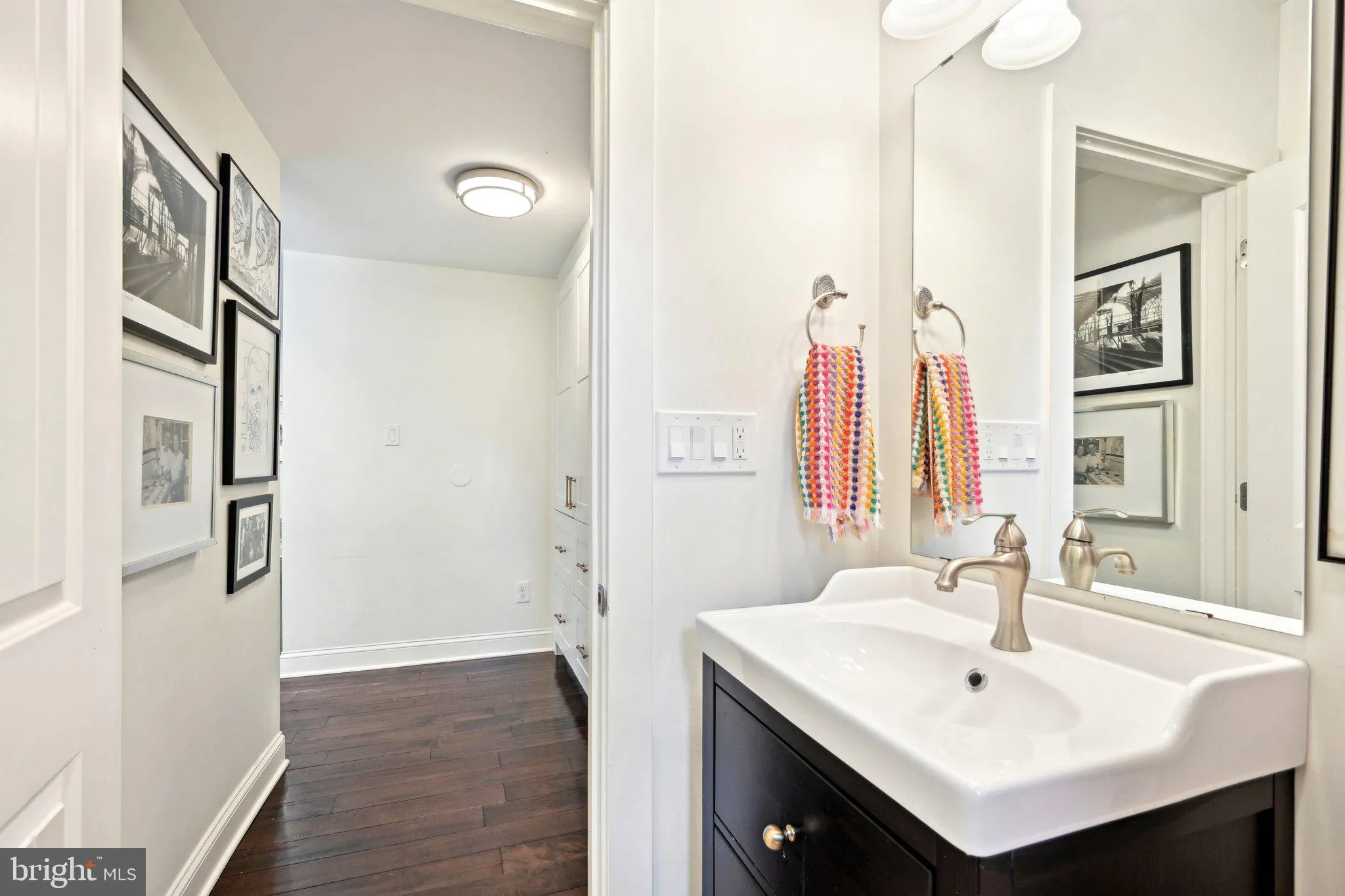 Jenkintown, Pennsylvania 19046, United States, 4 Bedrooms Bedrooms, ,4 BathroomsBathrooms,Residential,Contingent,110028