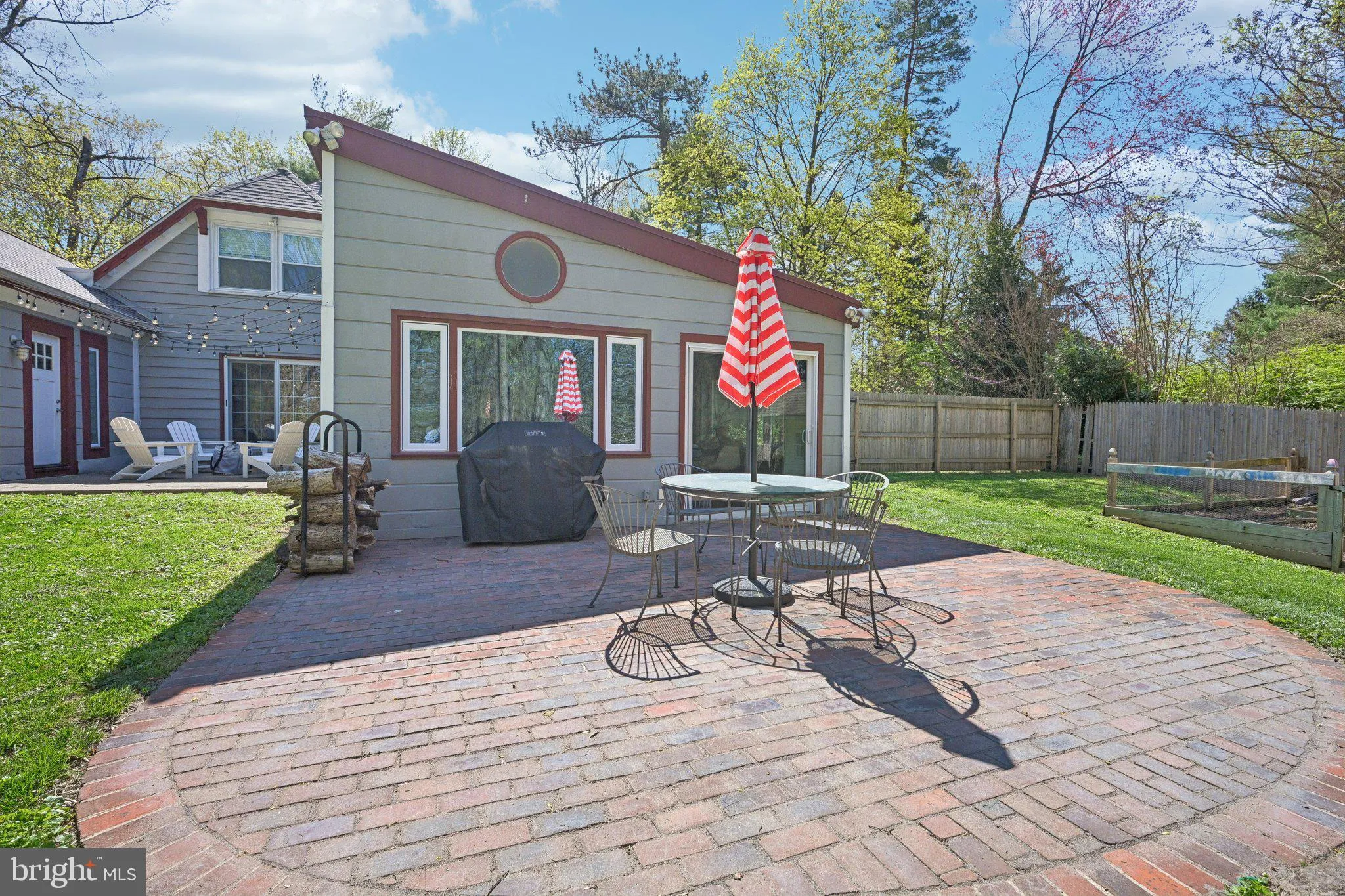 Jenkintown, Pennsylvania 19046, United States, 4 Bedrooms Bedrooms, ,4 BathroomsBathrooms,Residential,Contingent,110028