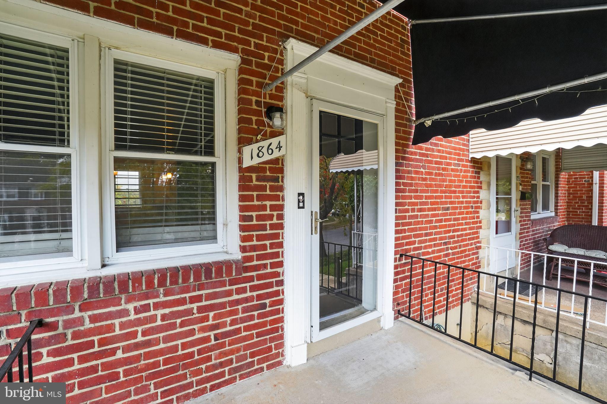 1864 YAKONA ROAD