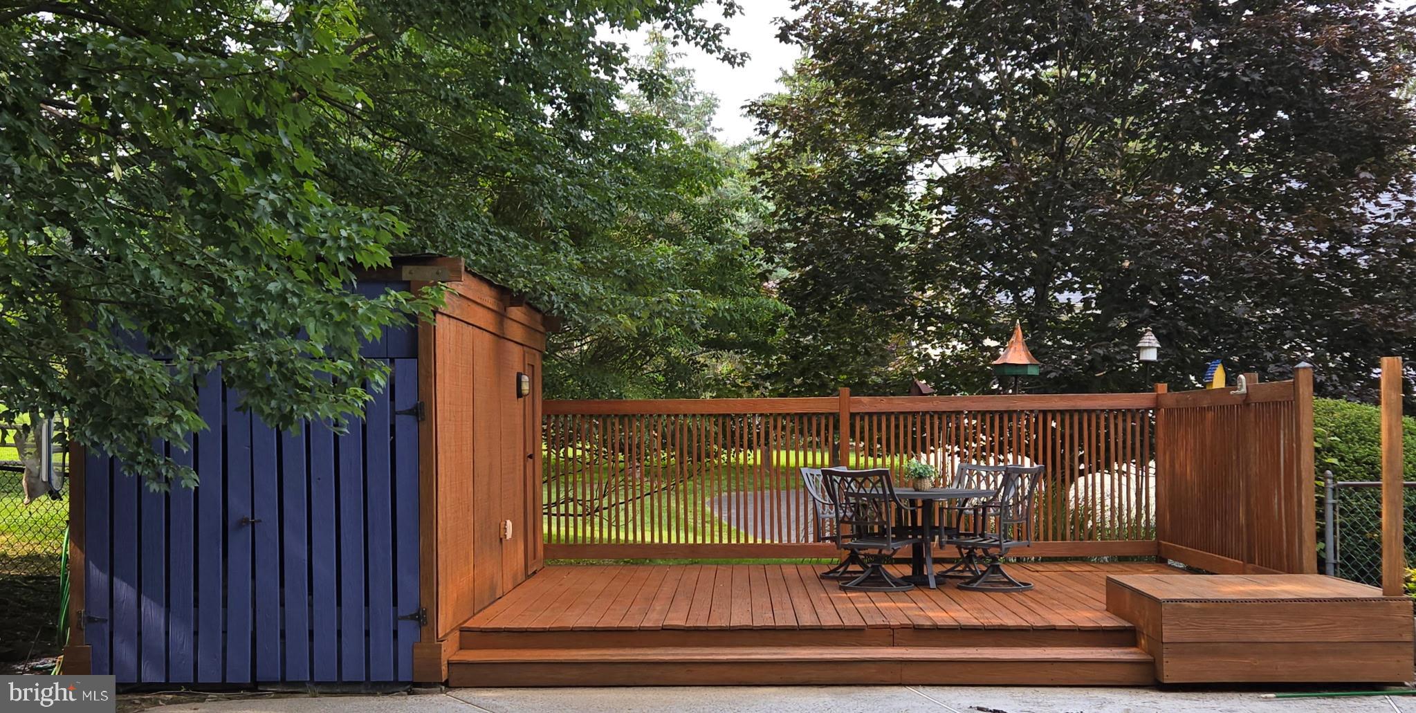 REGAL GLEN - Residential