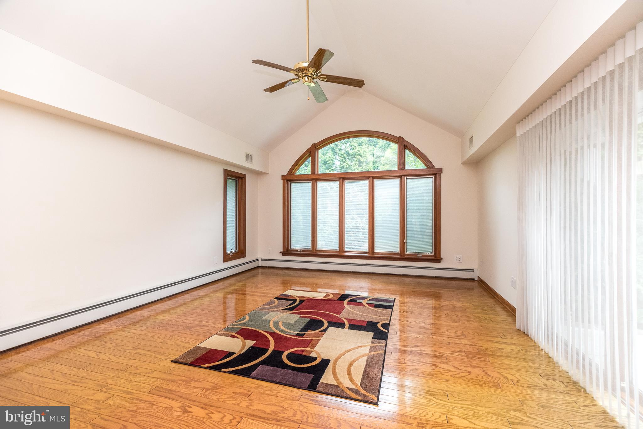 REGAL GLEN - Residential