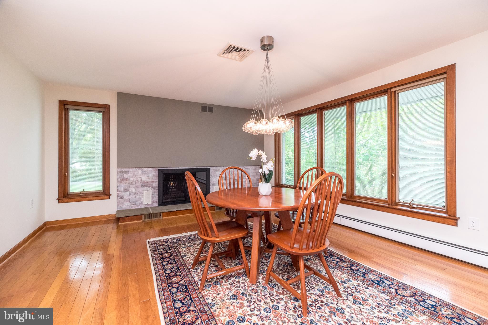 REGAL GLEN - Residential