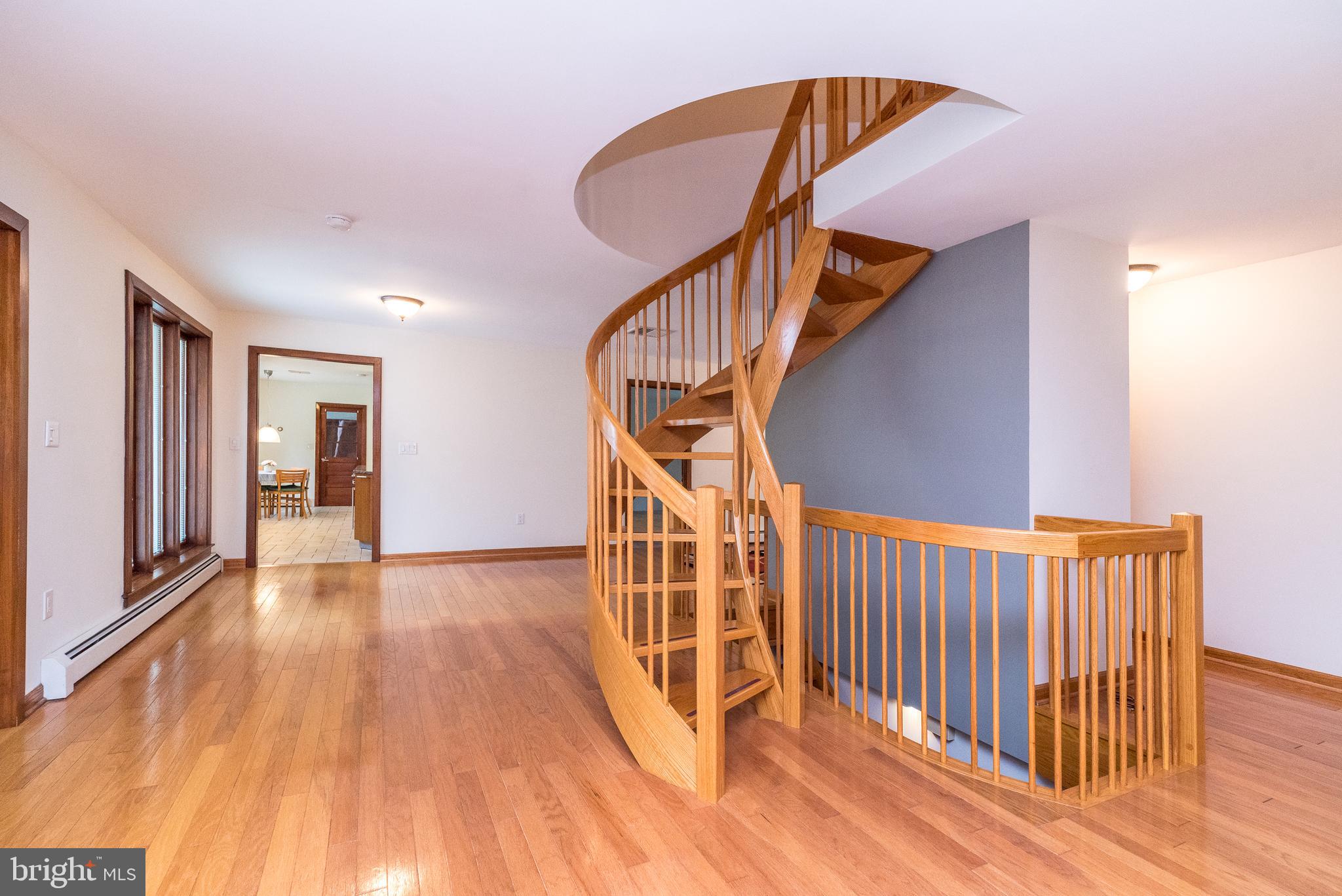 REGAL GLEN - Residential