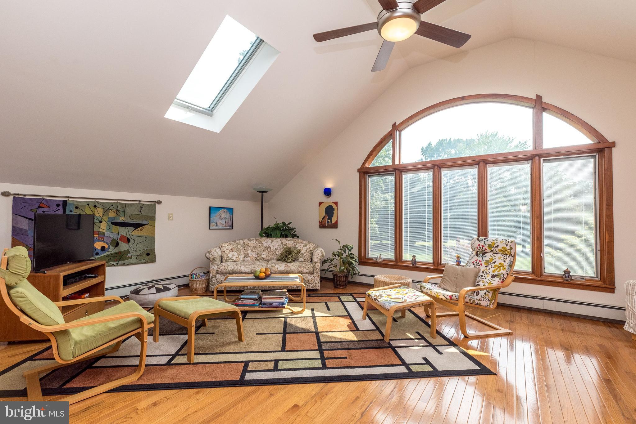 REGAL GLEN - Residential