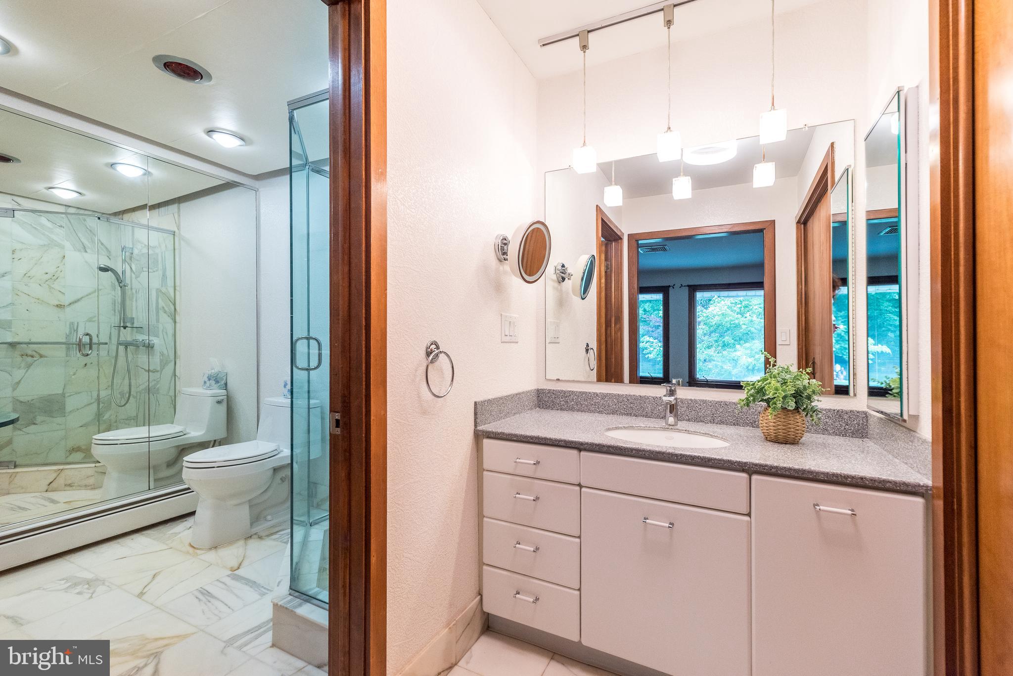 REGAL GLEN - Residential