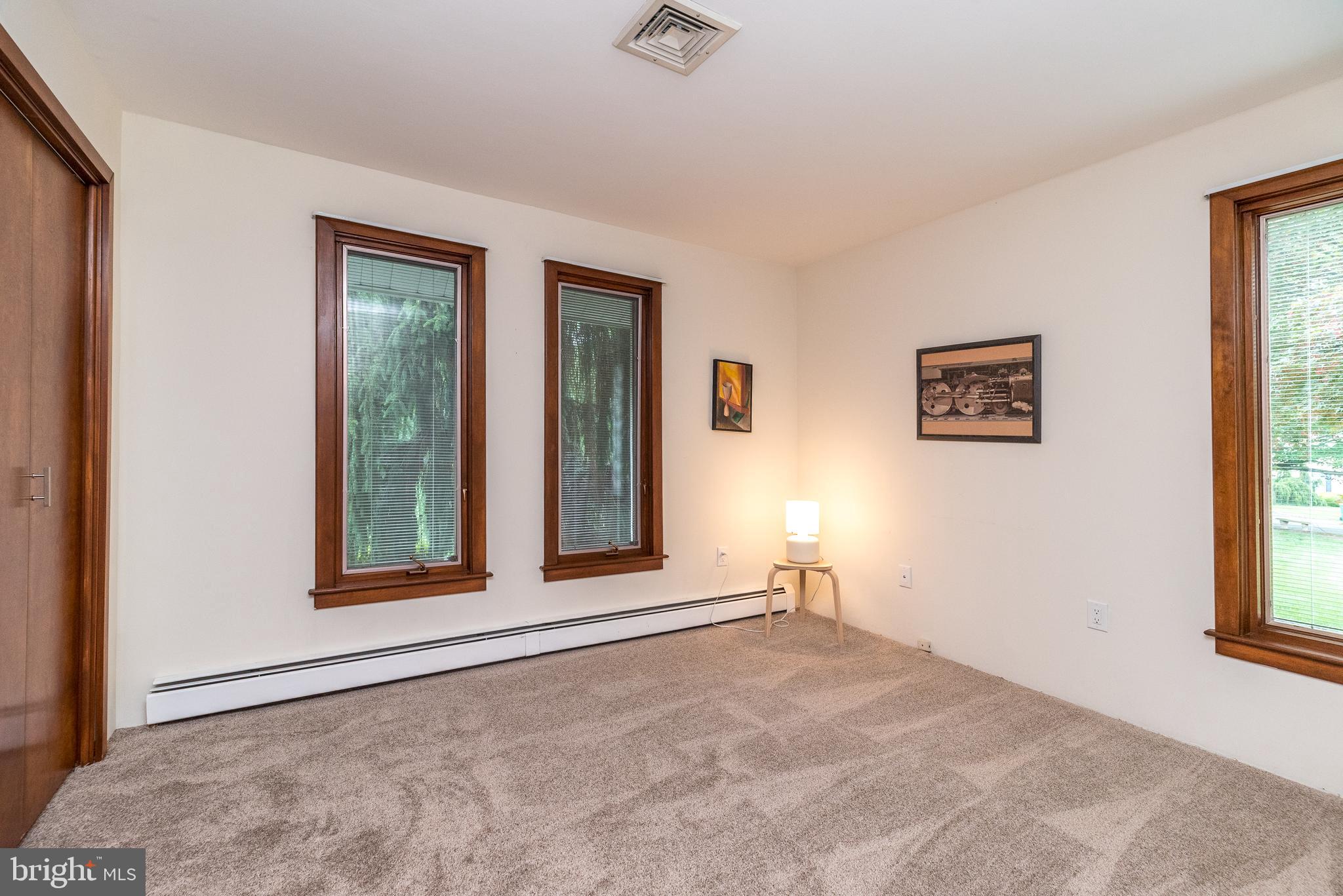 REGAL GLEN - Residential