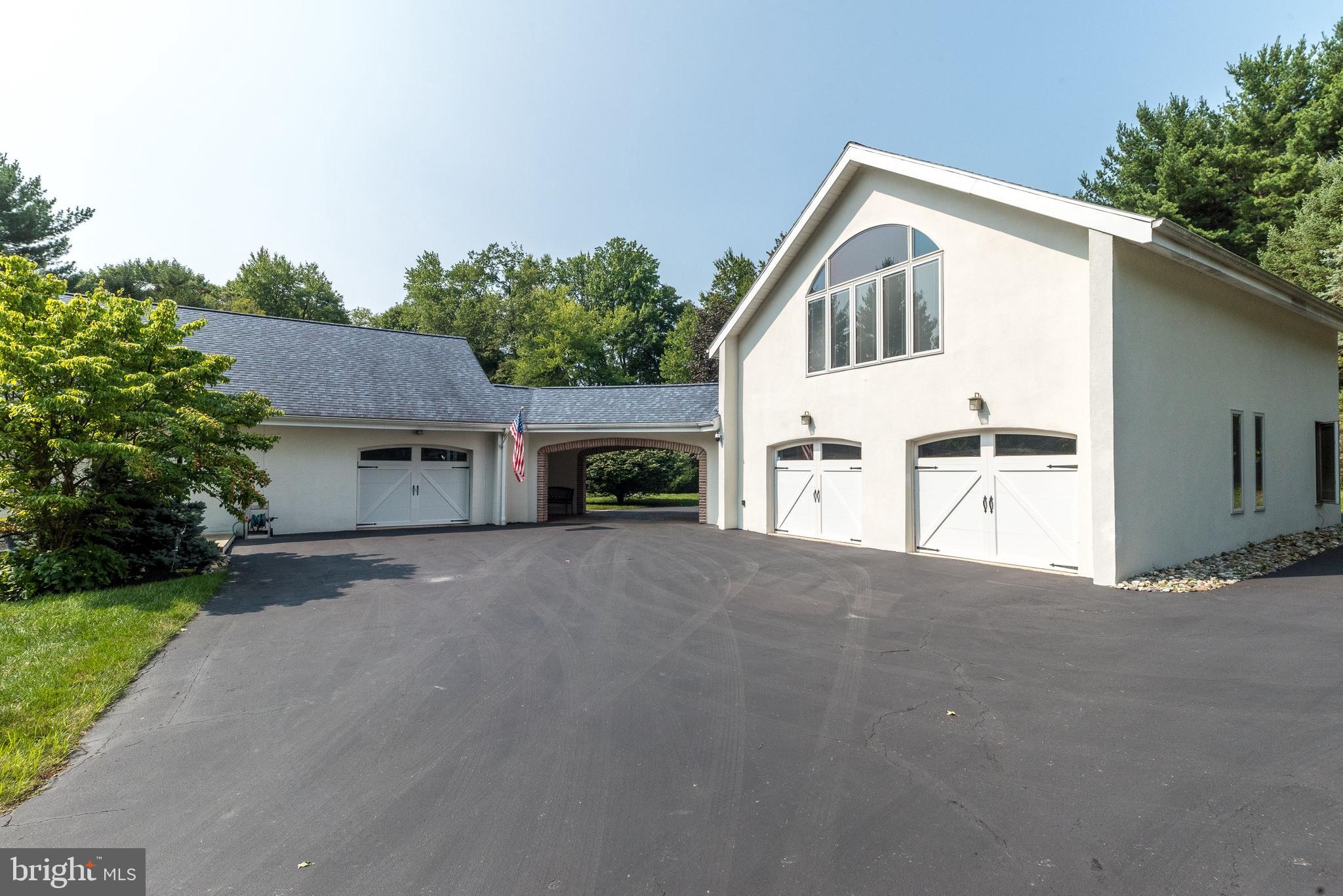 REGAL GLEN - Residential