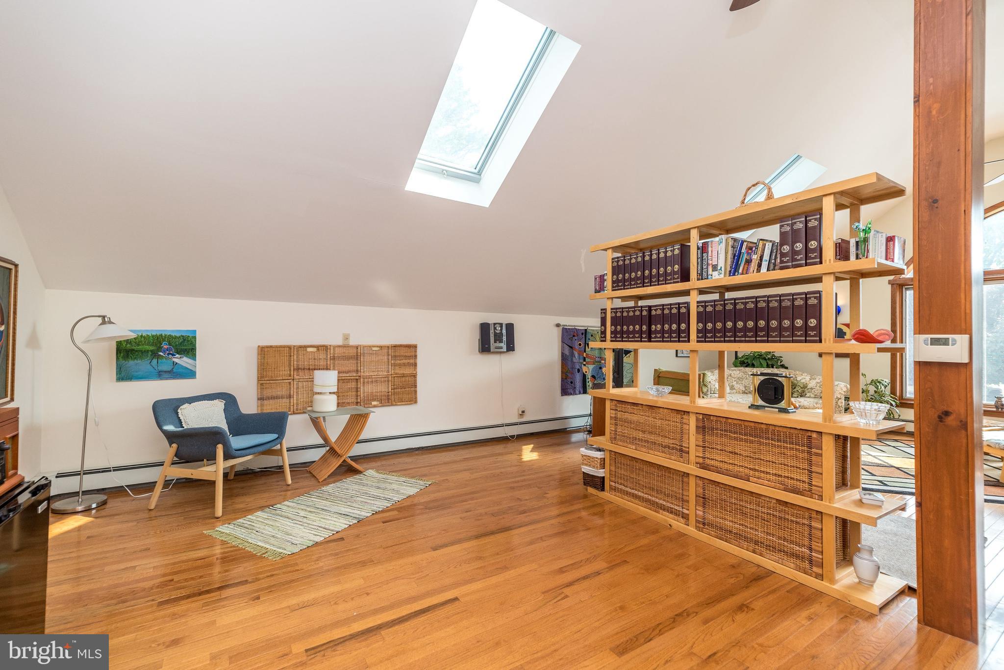REGAL GLEN - Residential