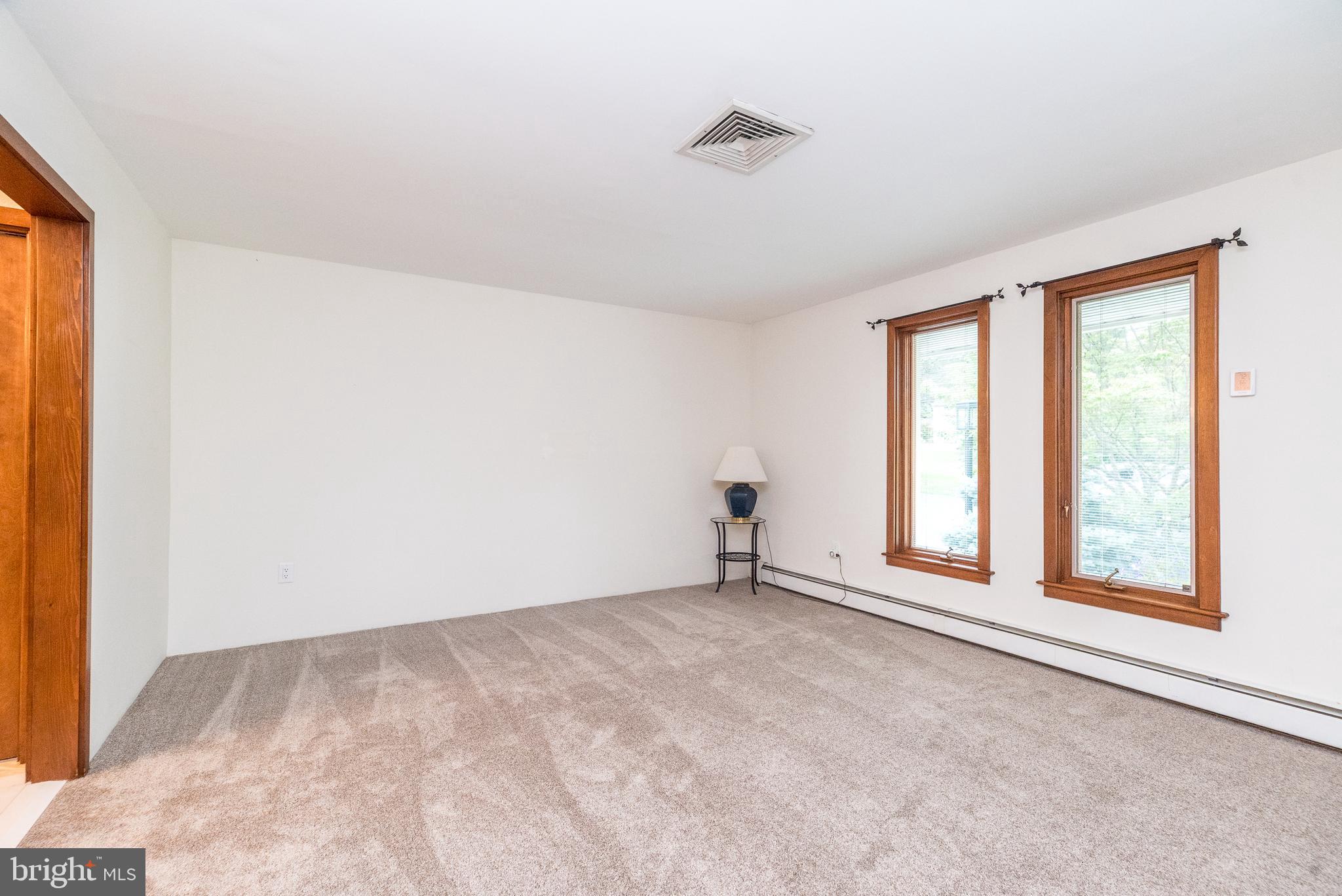 REGAL GLEN - Residential