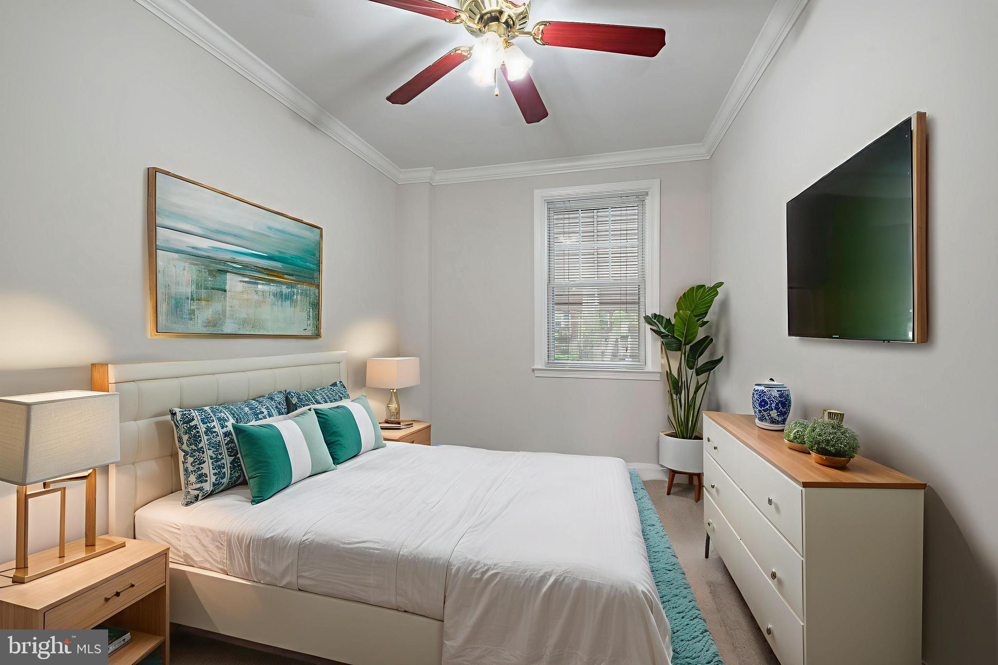 238 MEDWICK GARTH E