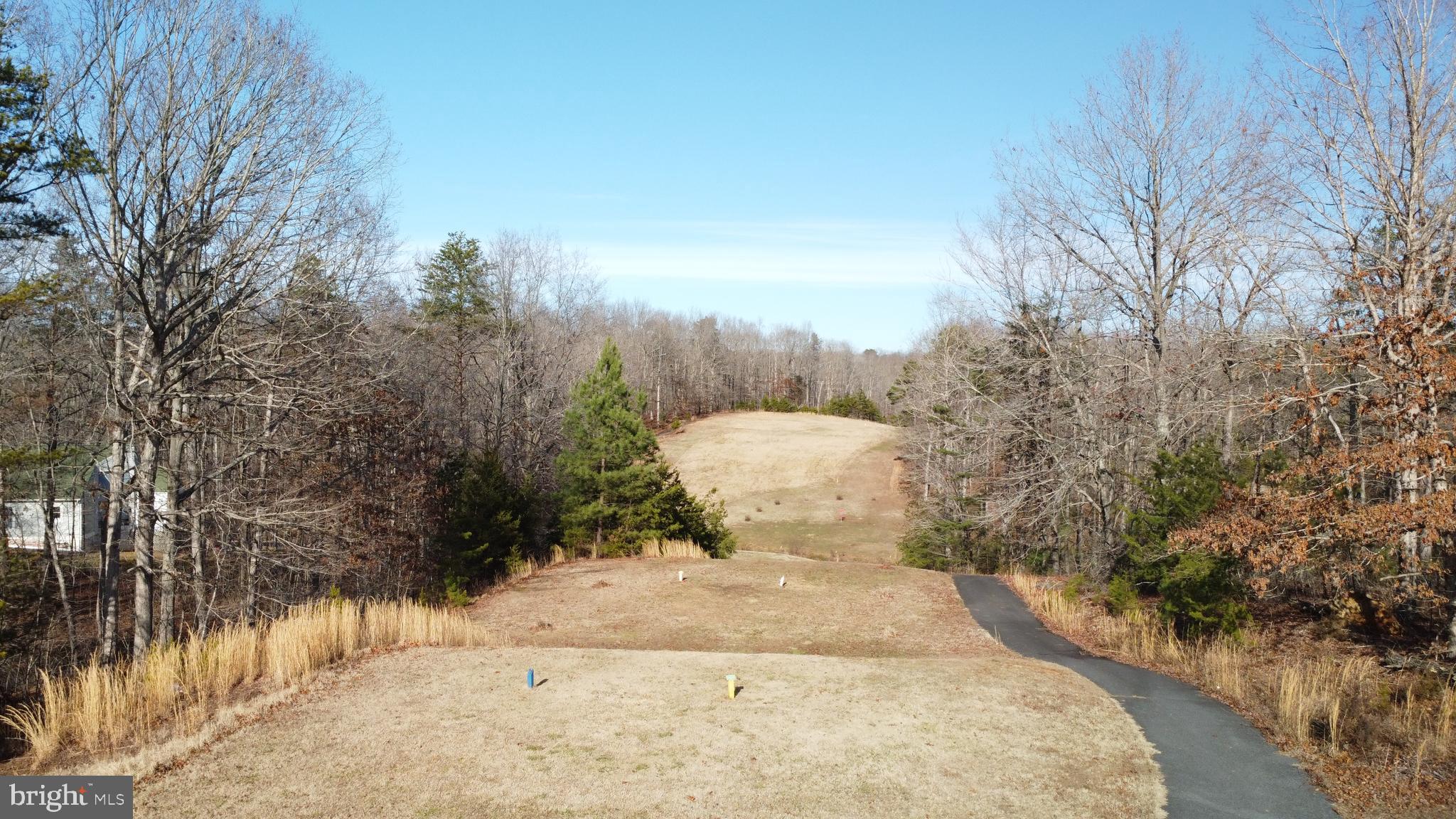 SHENANDOAH CROSSING COUNTRY CLUB - Land