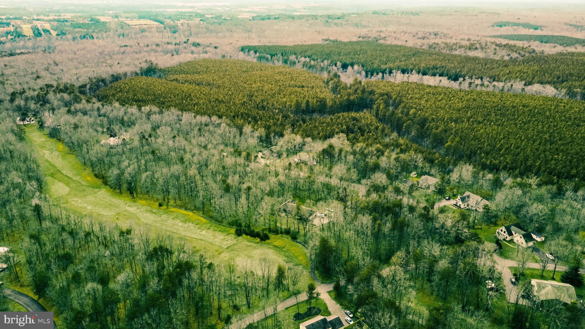 SHENANDOAH CROSSING COUNTRY CLUB - Land