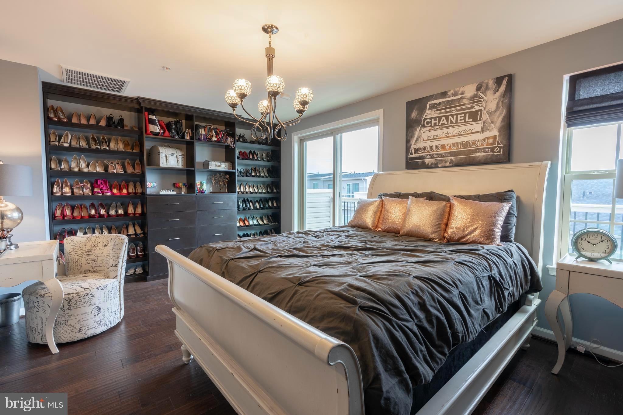 O'DONNELL SQUARE - Residential