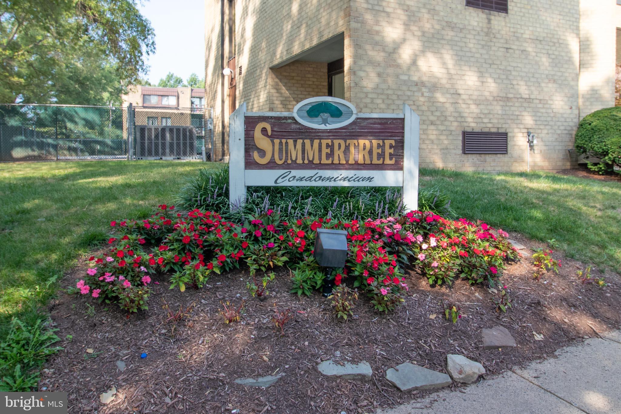 SUMMERTREE CONDO APTS - Residential