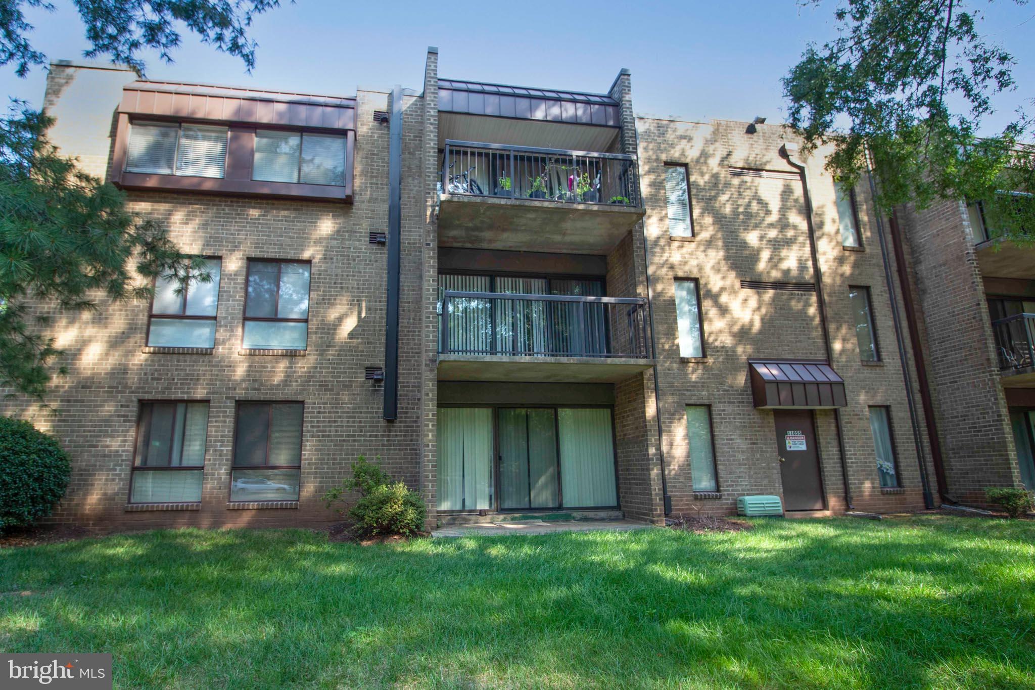 SUMMERTREE CONDO APTS - Residential