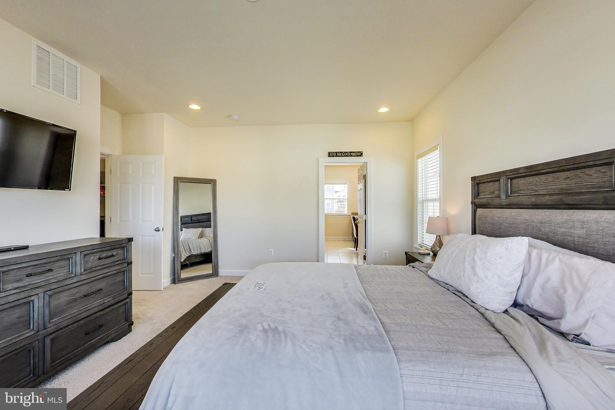 EMBREY MILL - Residential