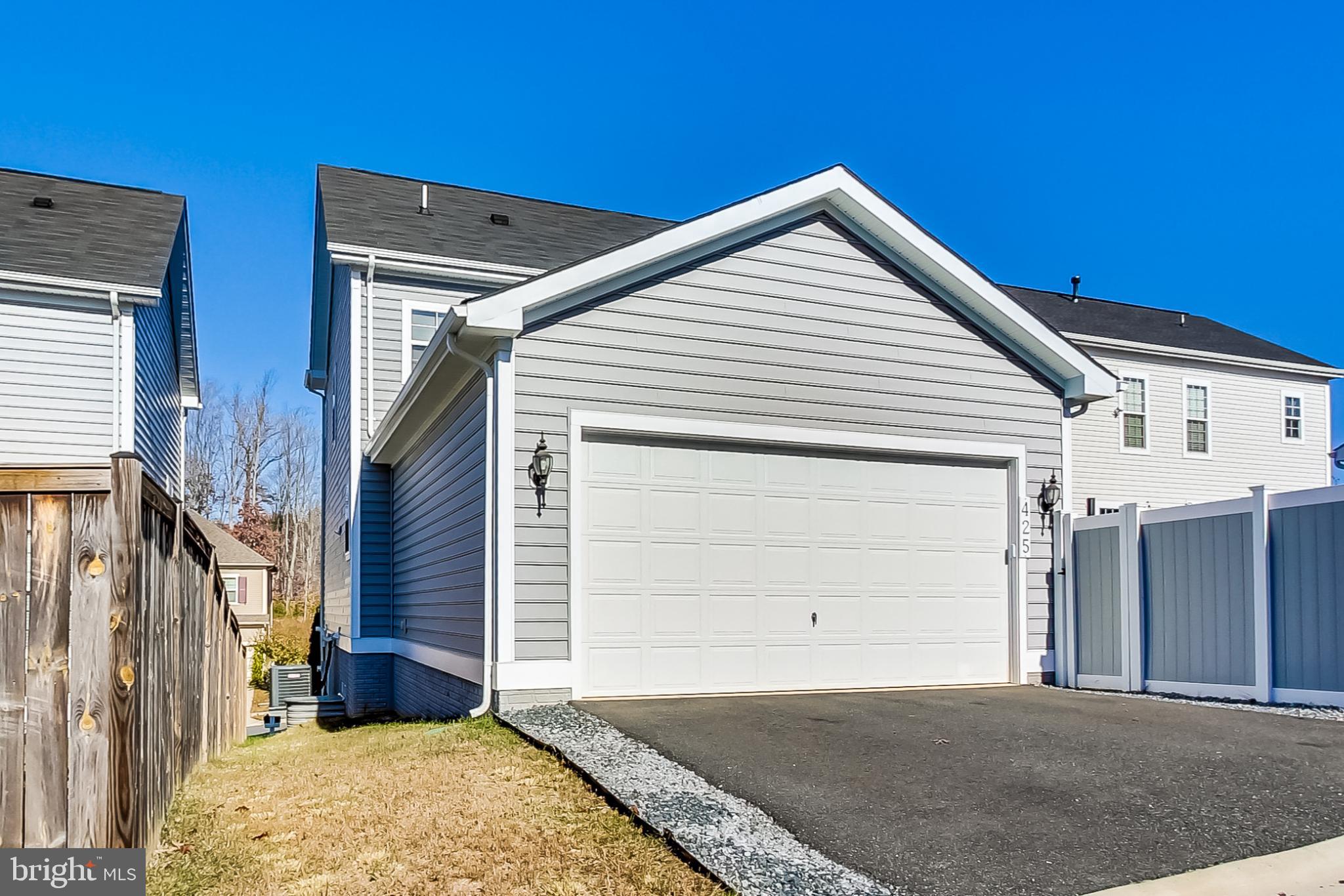 EMBREY MILL - Residential