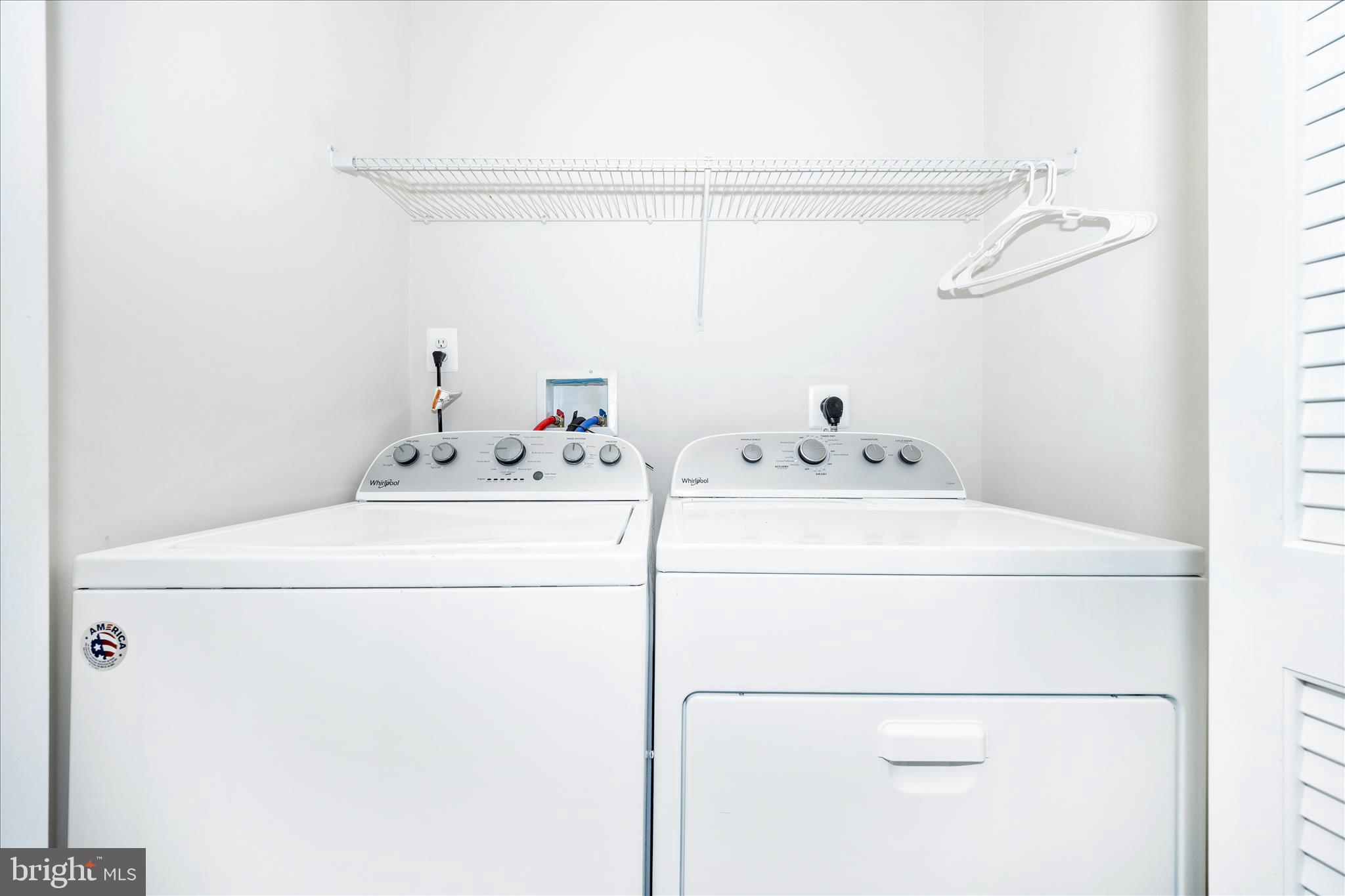 LAKE LINGANORE - Residential