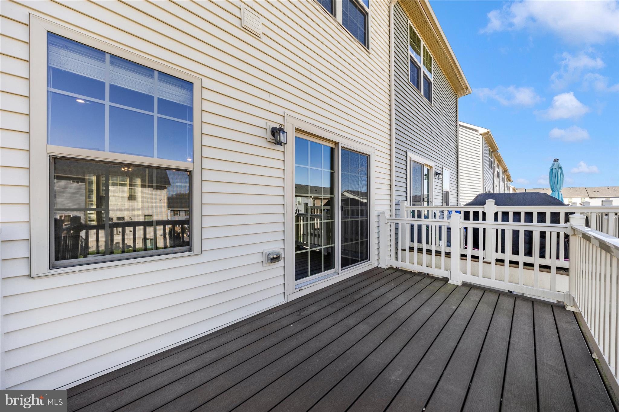 LAKE LINGANORE - Residential