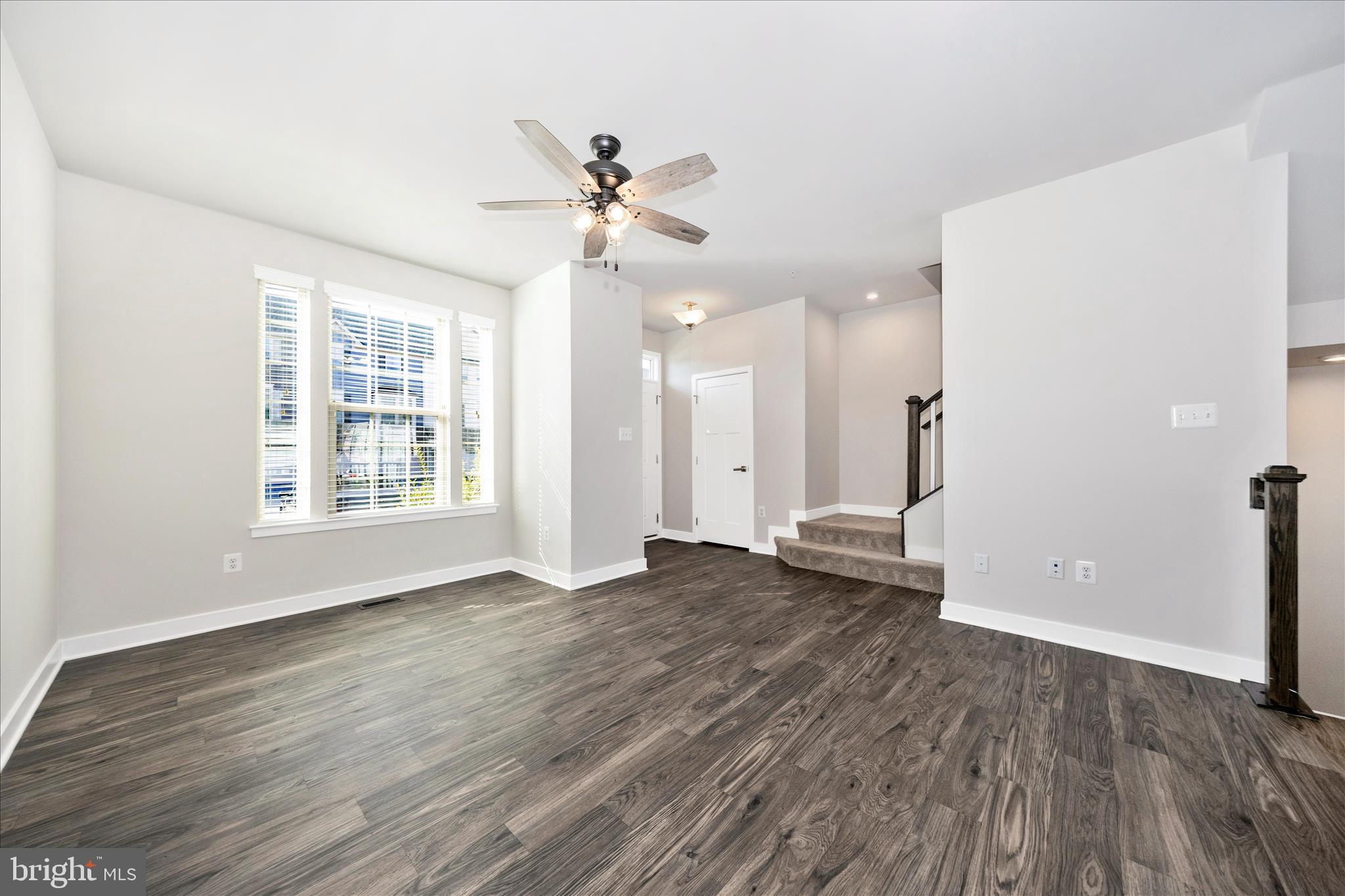 LAKE LINGANORE - Residential