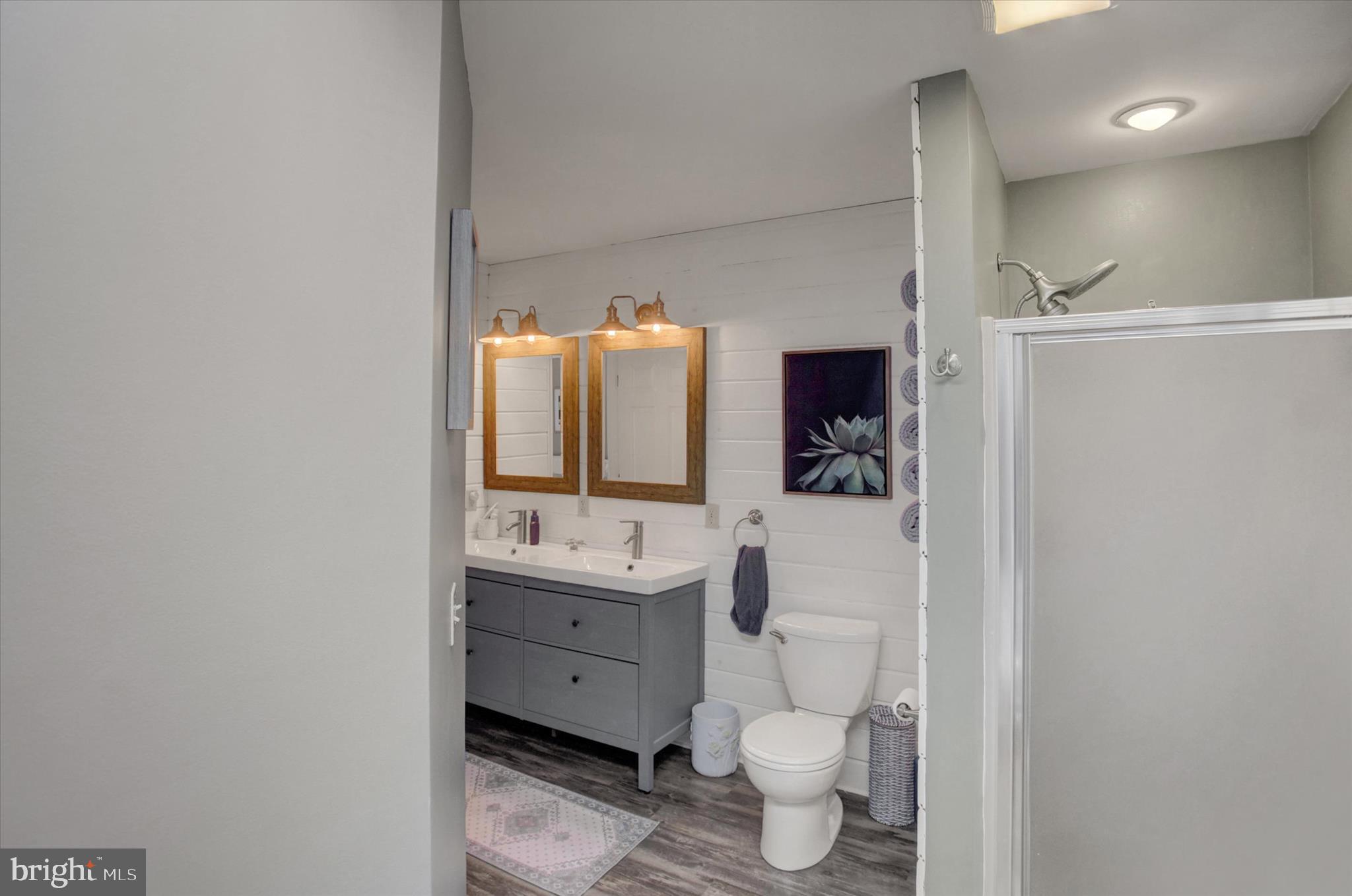 RIDGEVIEW - Residential