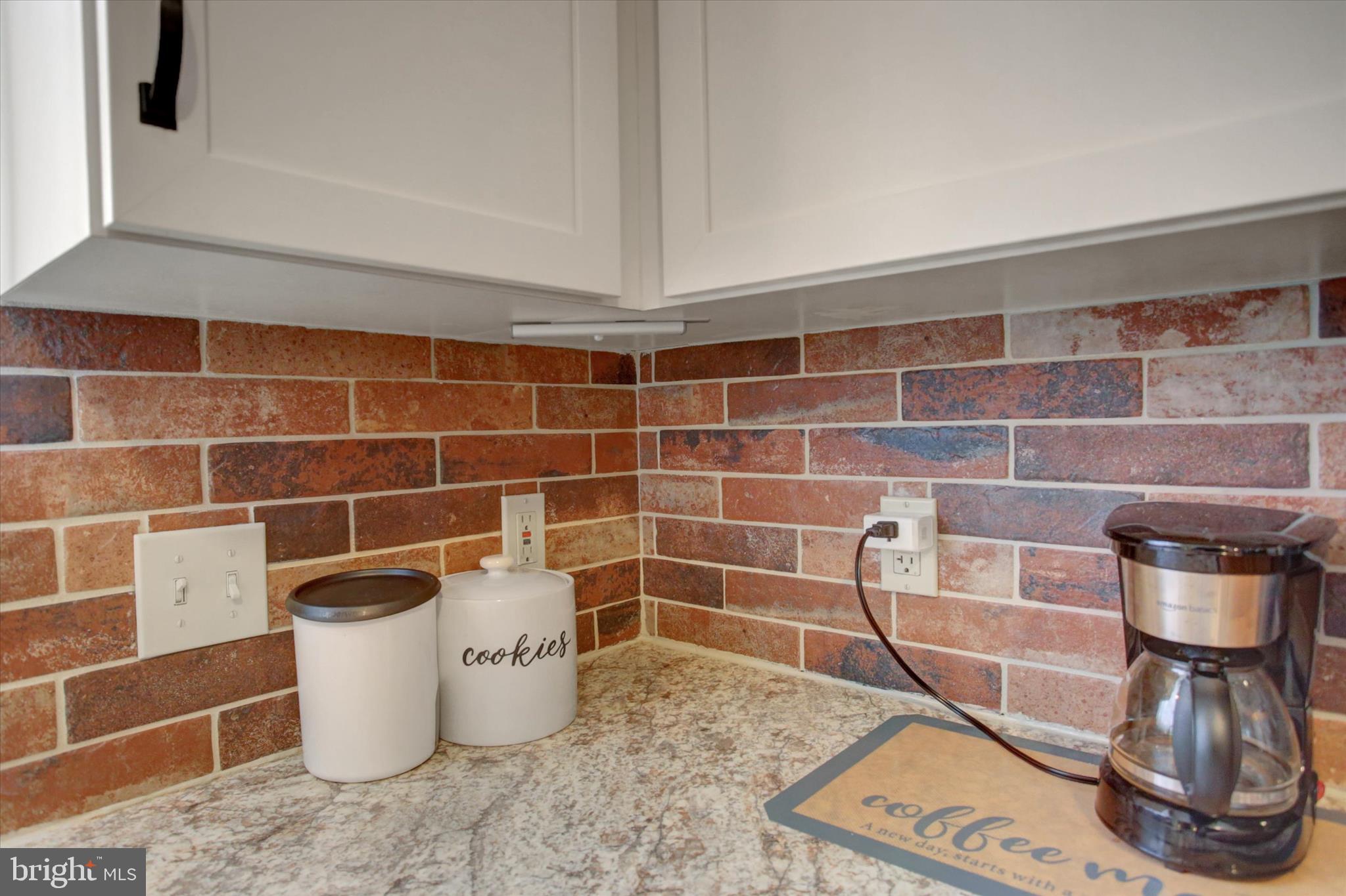 RIDGEVIEW - Residential