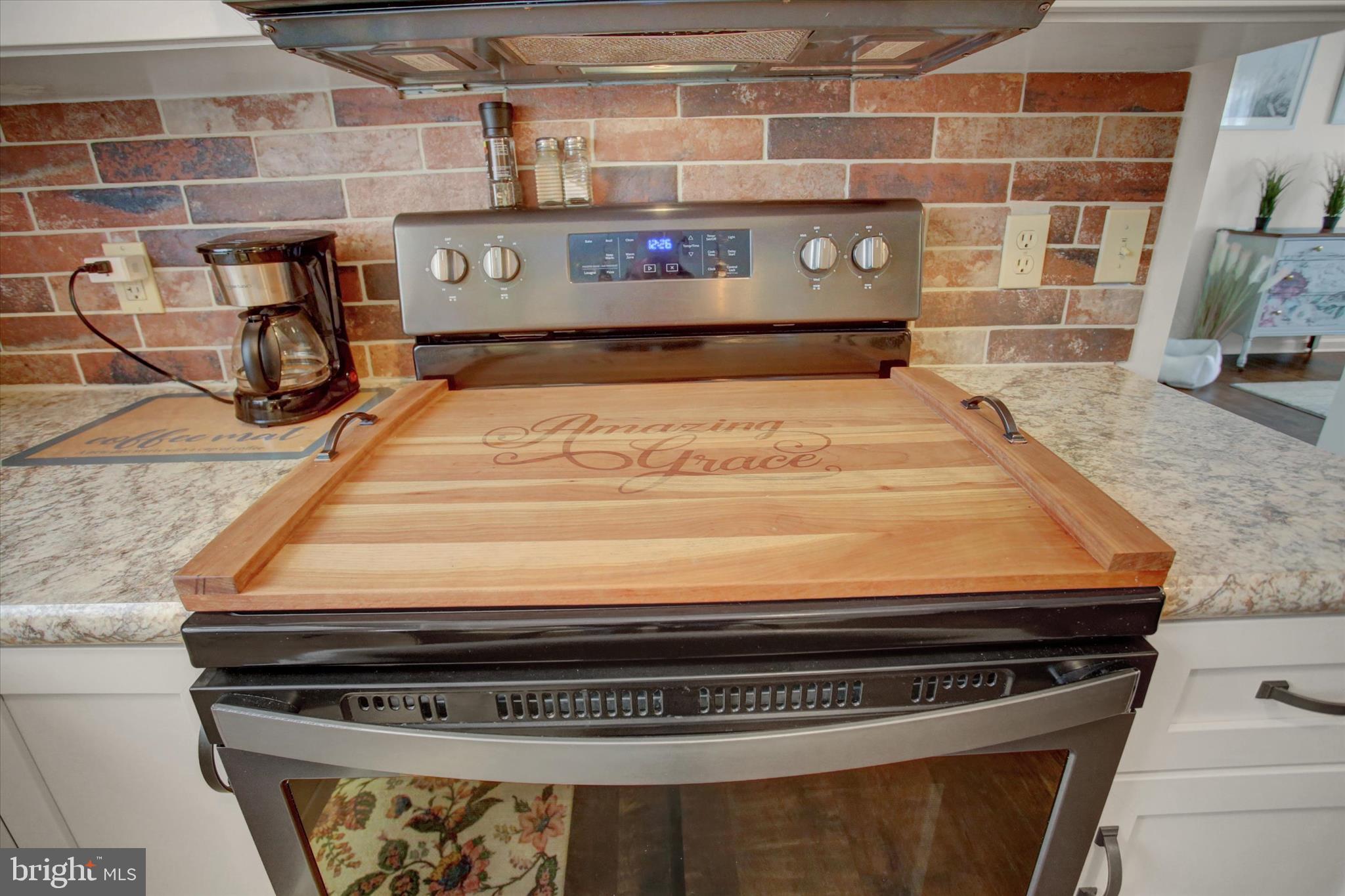 RIDGEVIEW - Residential