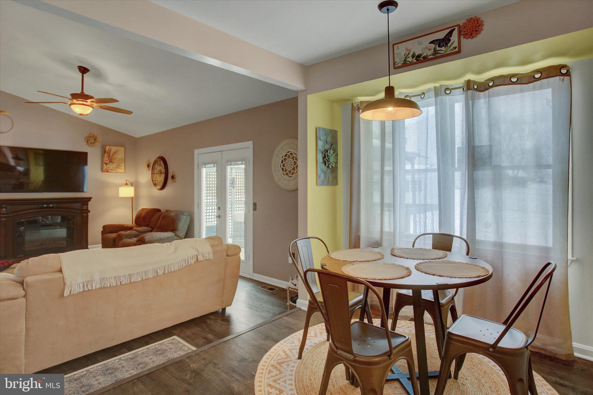 RIDGEVIEW - Residential