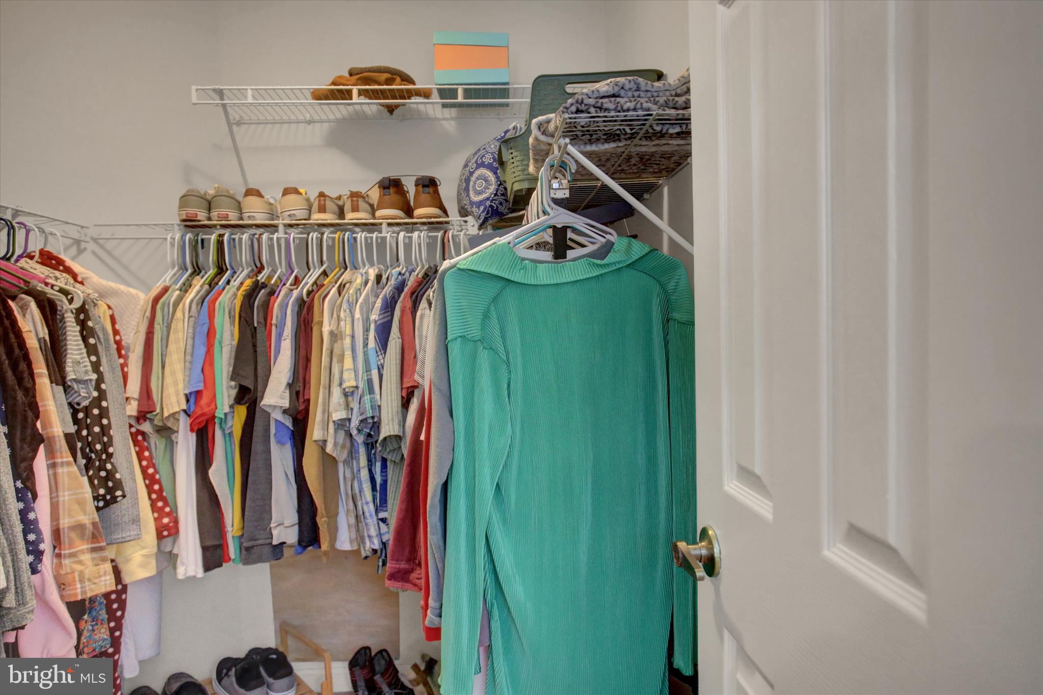 RIDGEVIEW - Residential