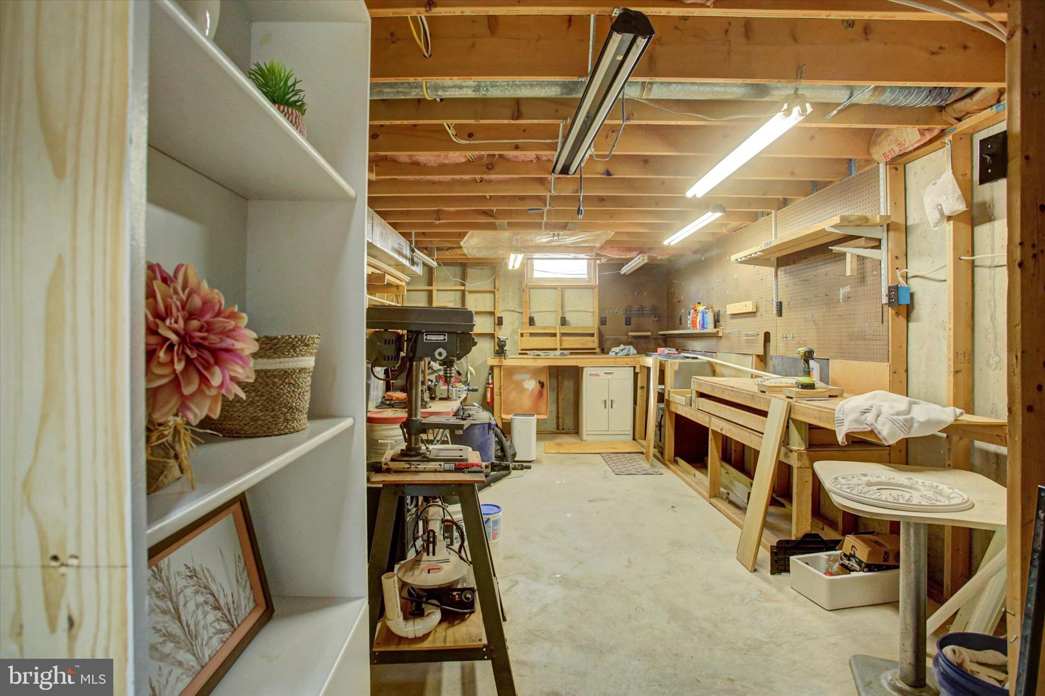 RIDGEVIEW - Residential