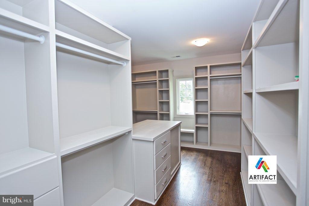 LEWINSVILLE HEIGHTS - Residential