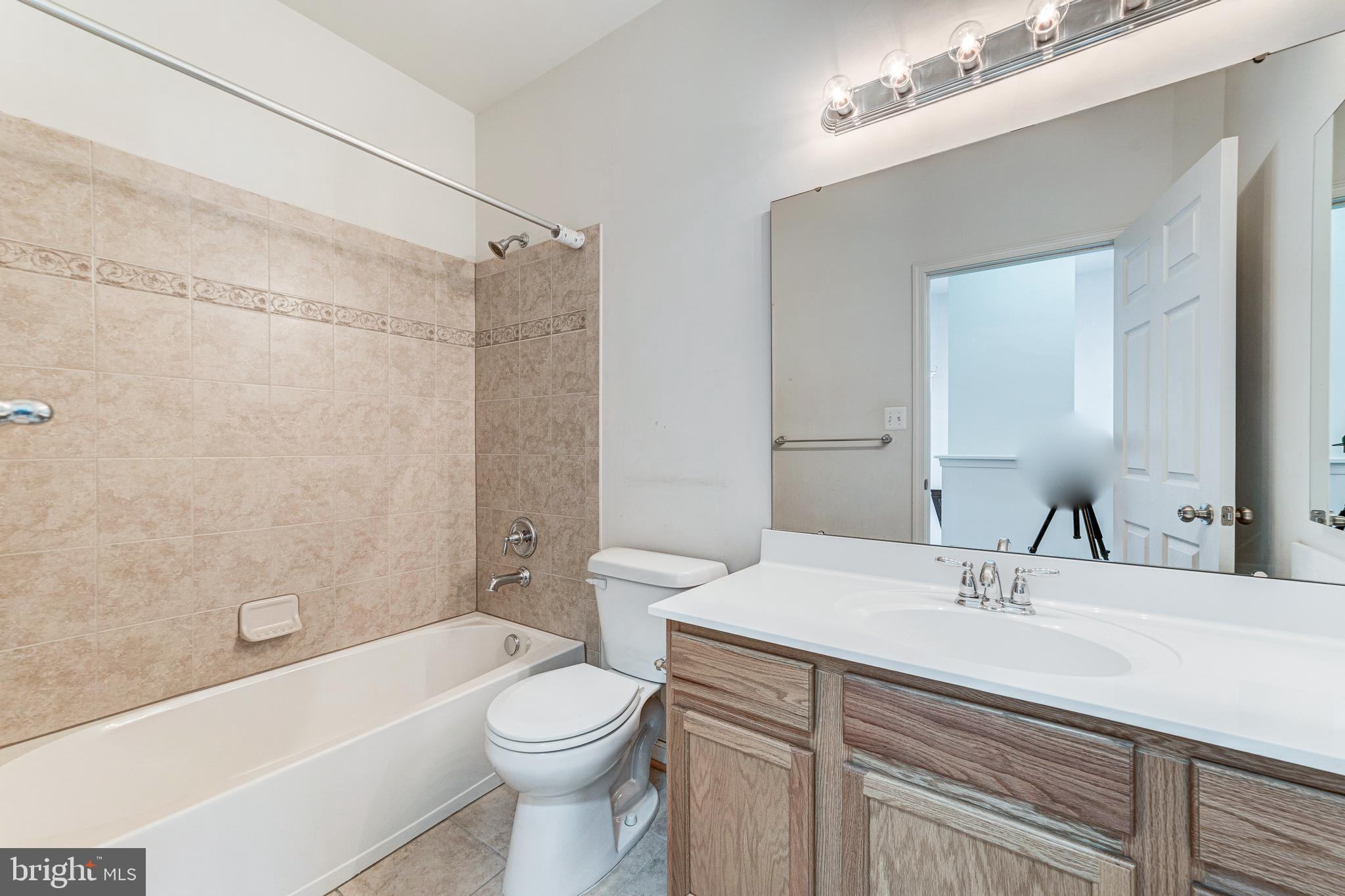 POTOMAC CLUB - Residential