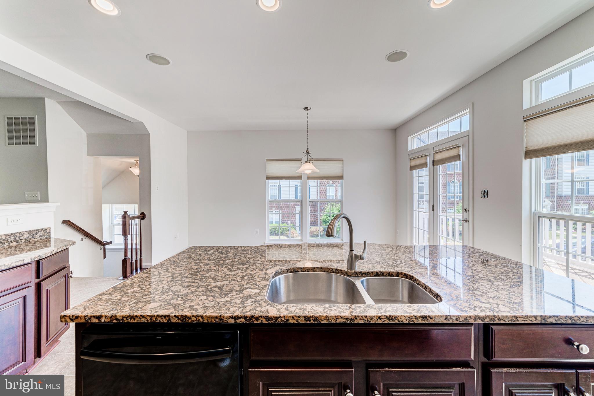 POTOMAC CLUB - Residential