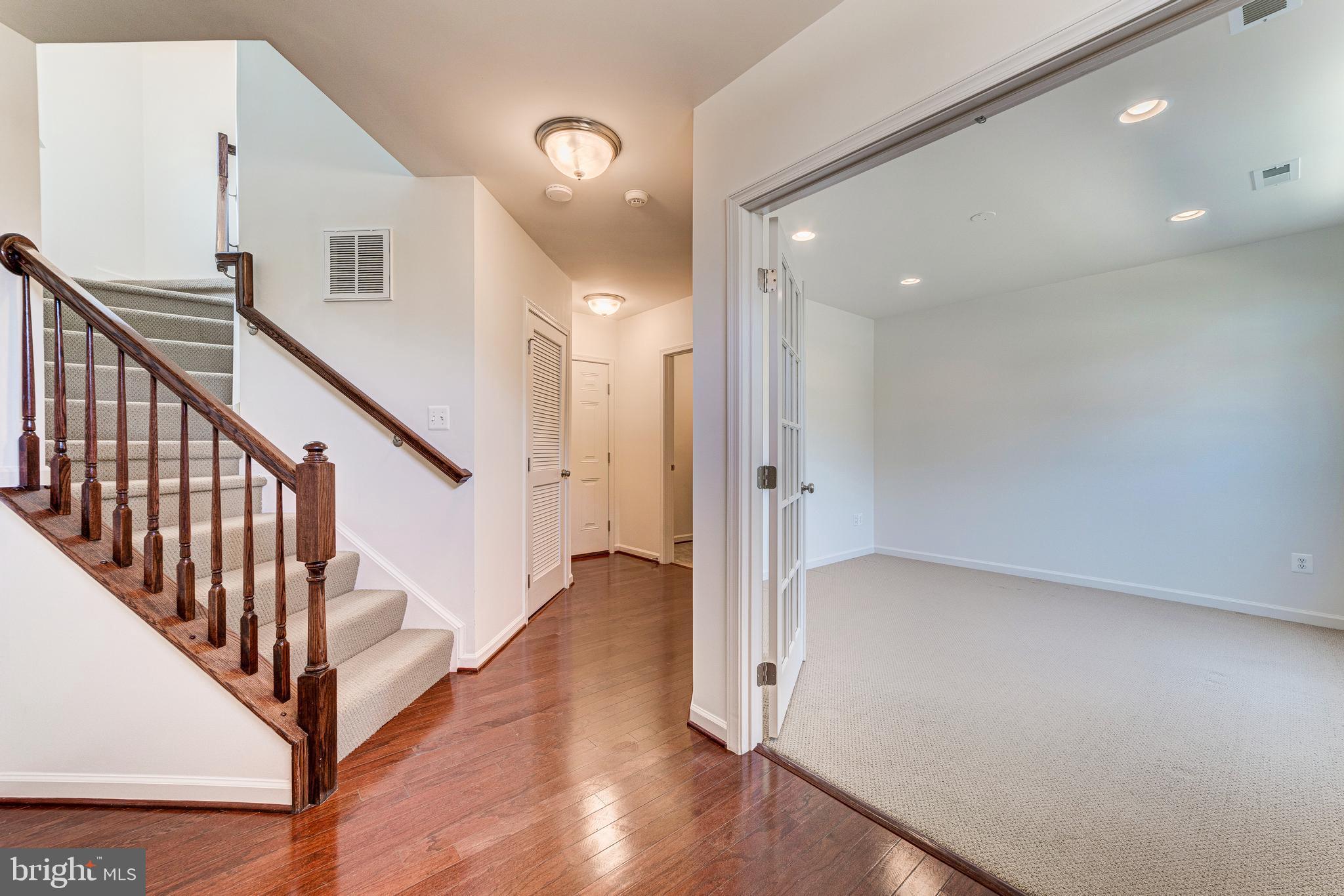 POTOMAC CLUB - Residential