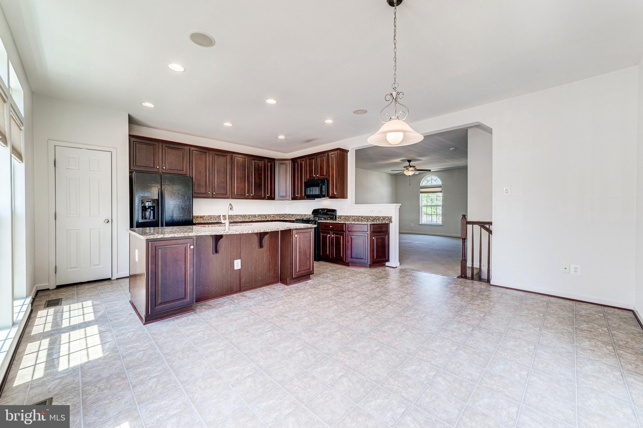 POTOMAC CLUB - Residential