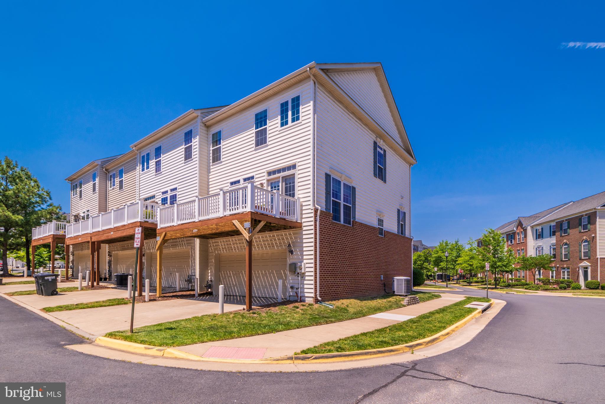 POTOMAC CLUB - Residential