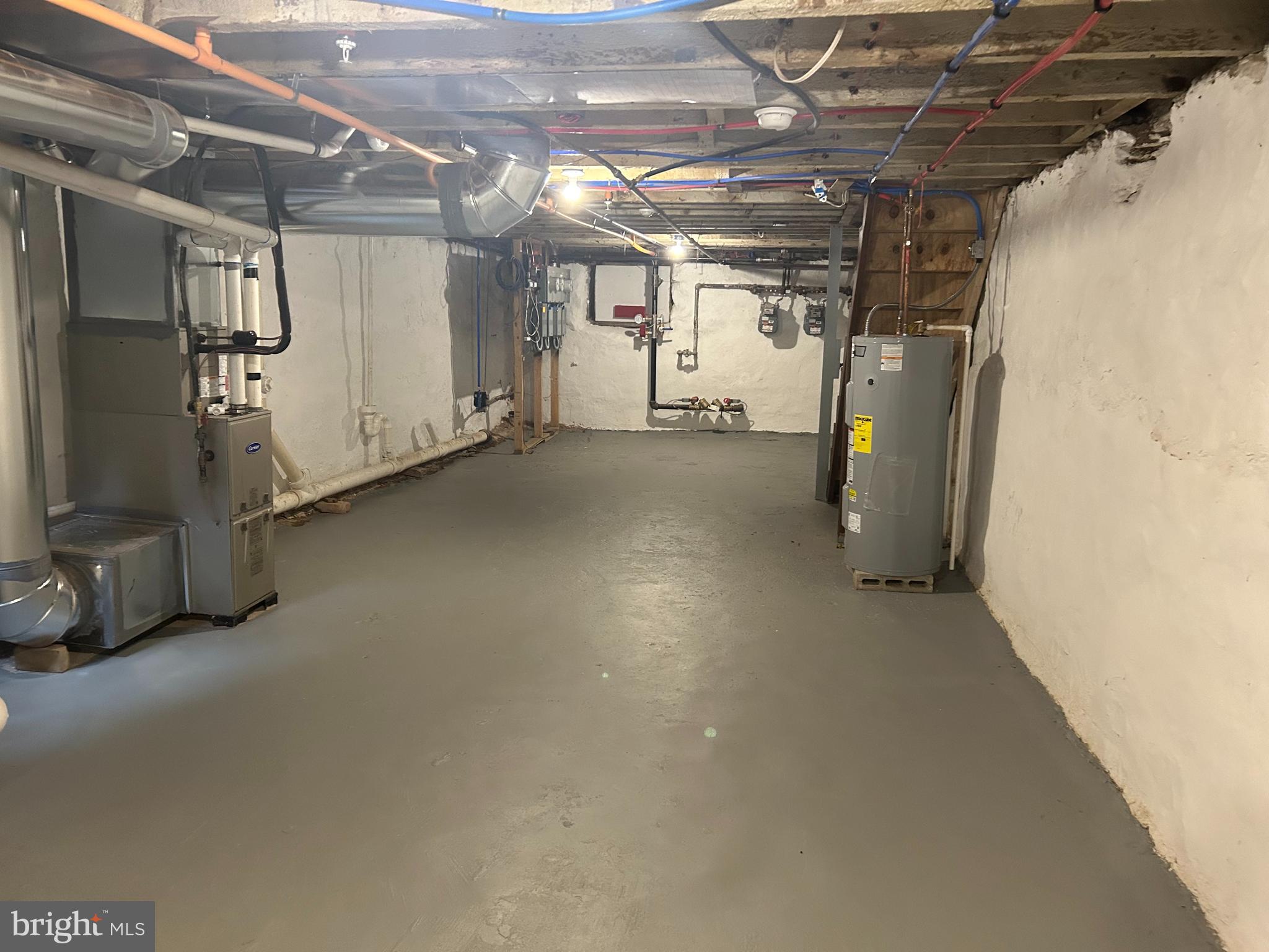 UNIVERSITY CITY - Residential Lease