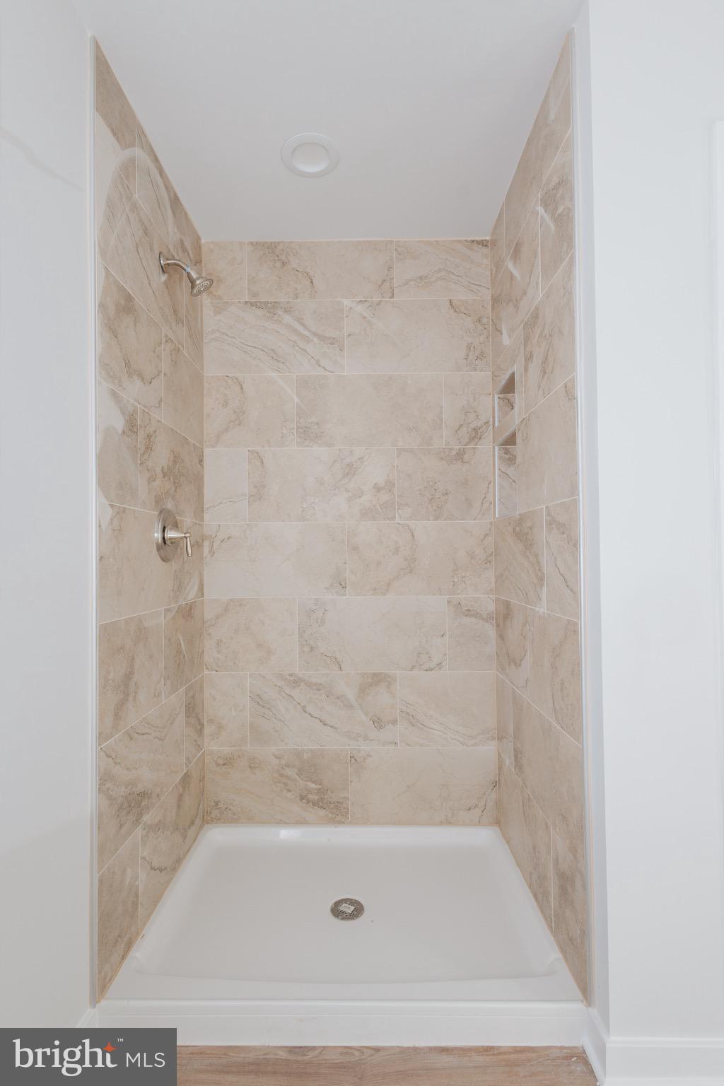 HARVEST GLEN - Residential