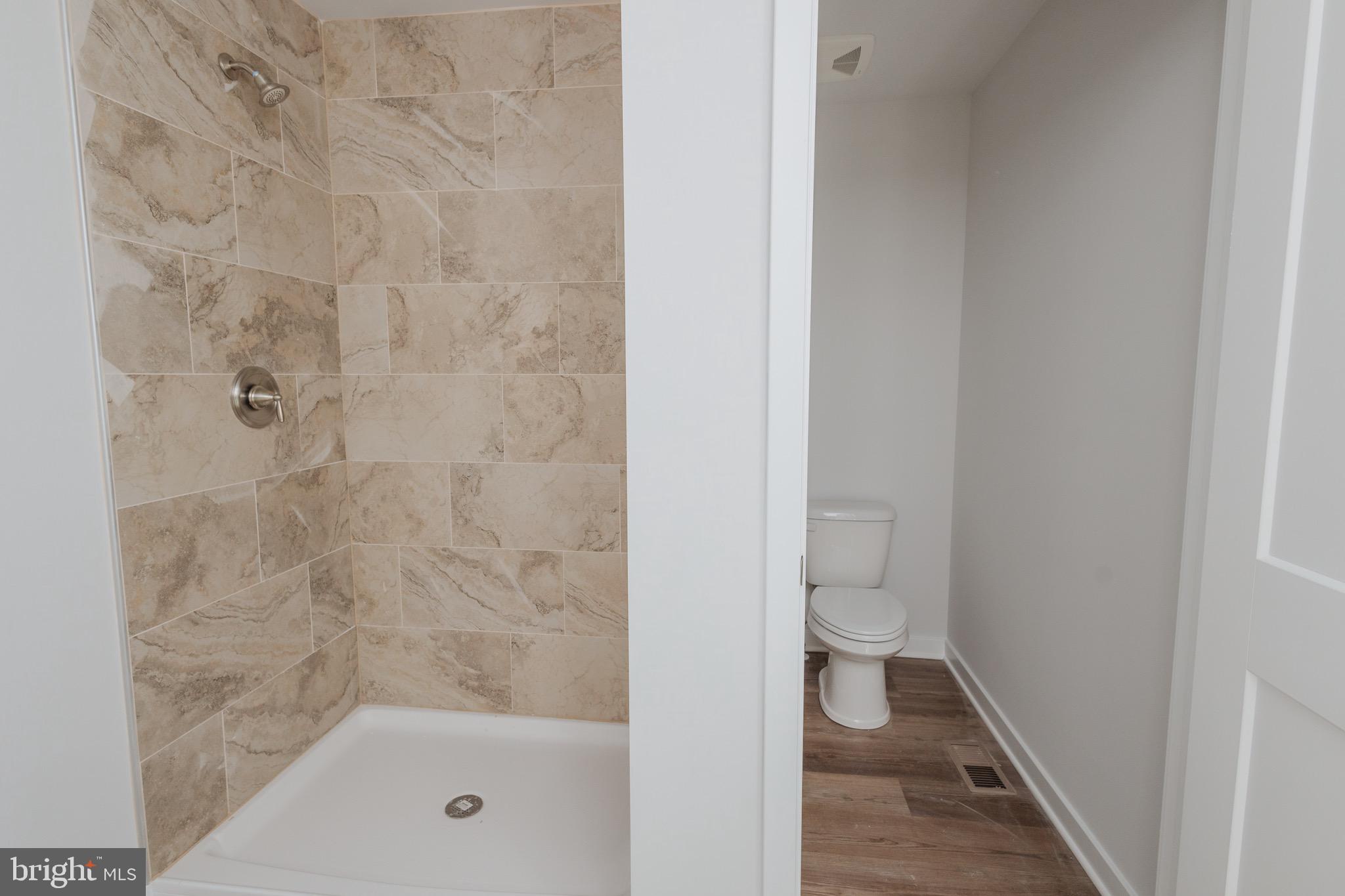 HARVEST GLEN - Residential