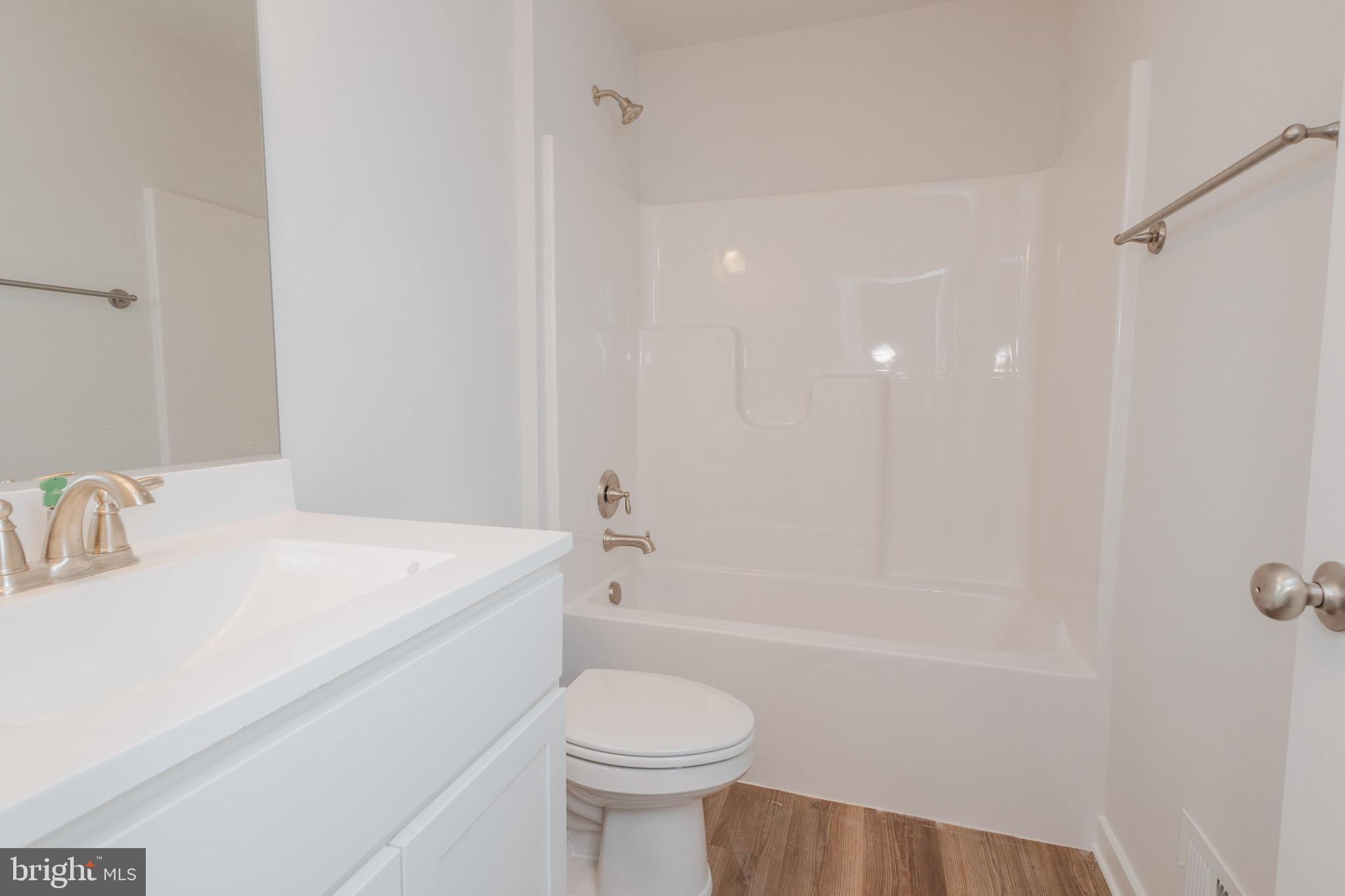 HARVEST GLEN - Residential