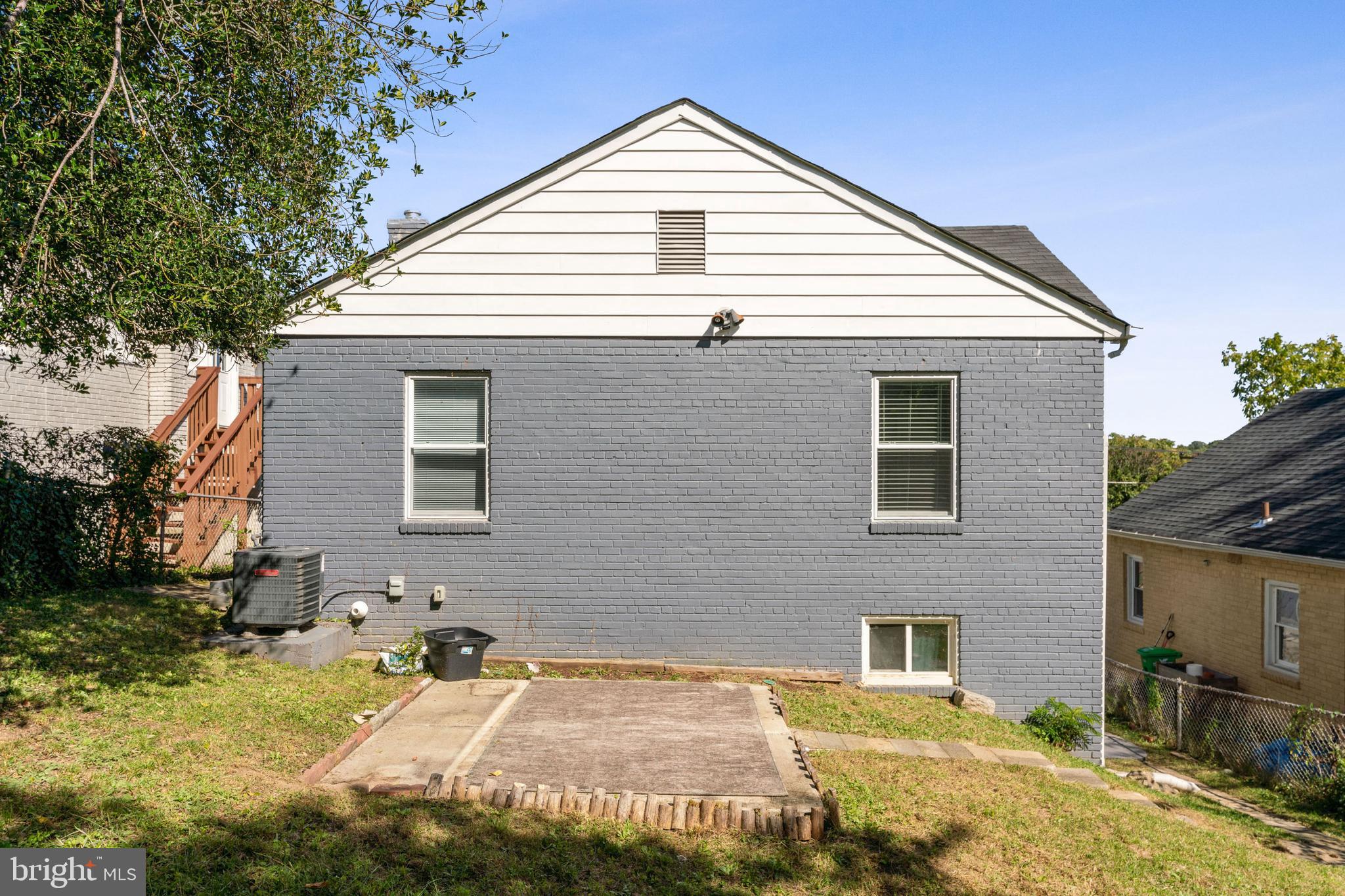 BRADBURY HEIGHTS - Residential