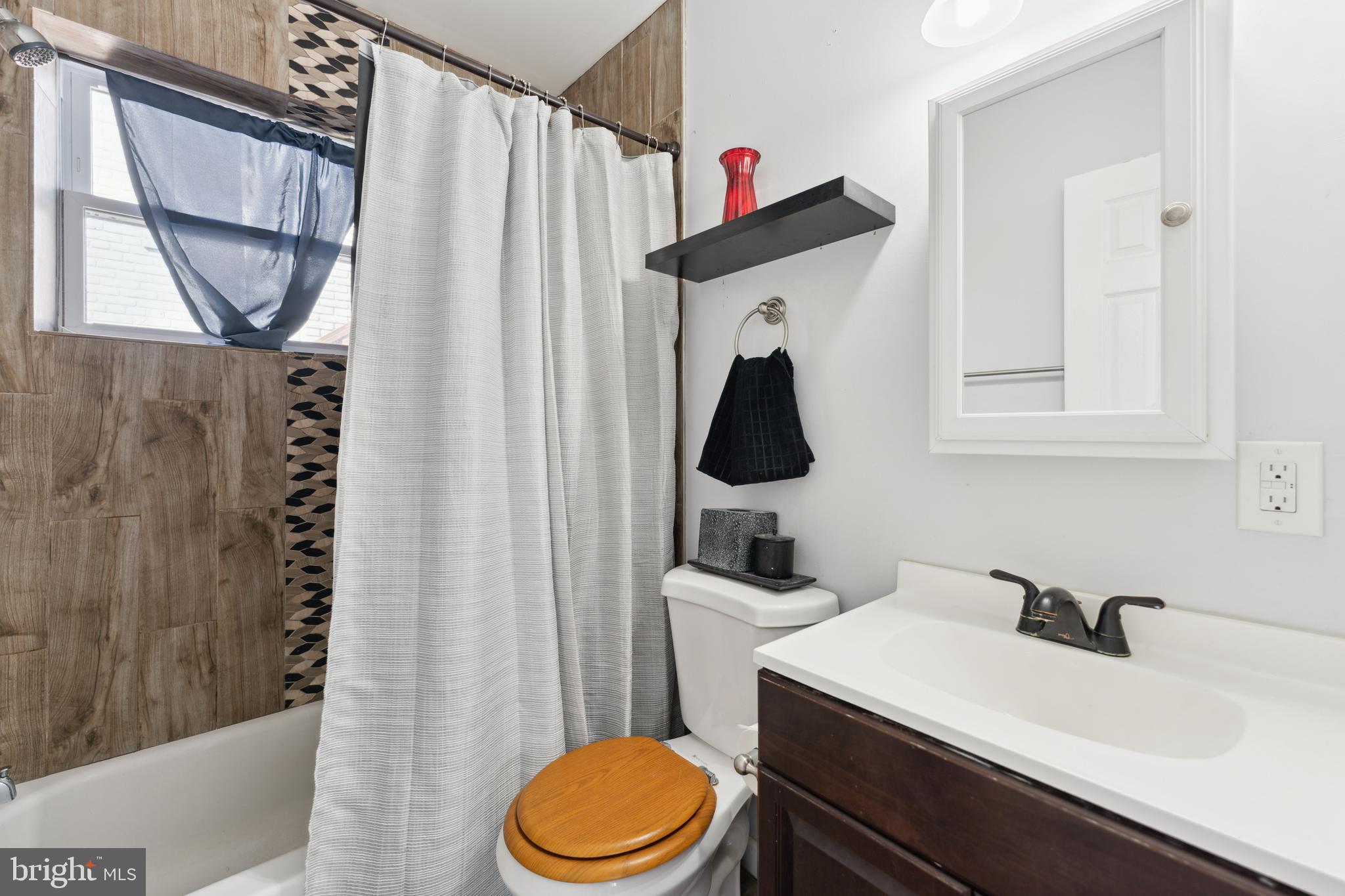 BRADBURY HEIGHTS - Residential