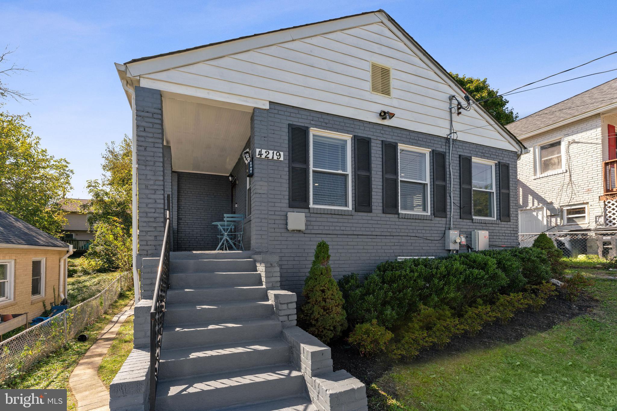 BRADBURY HEIGHTS - Residential