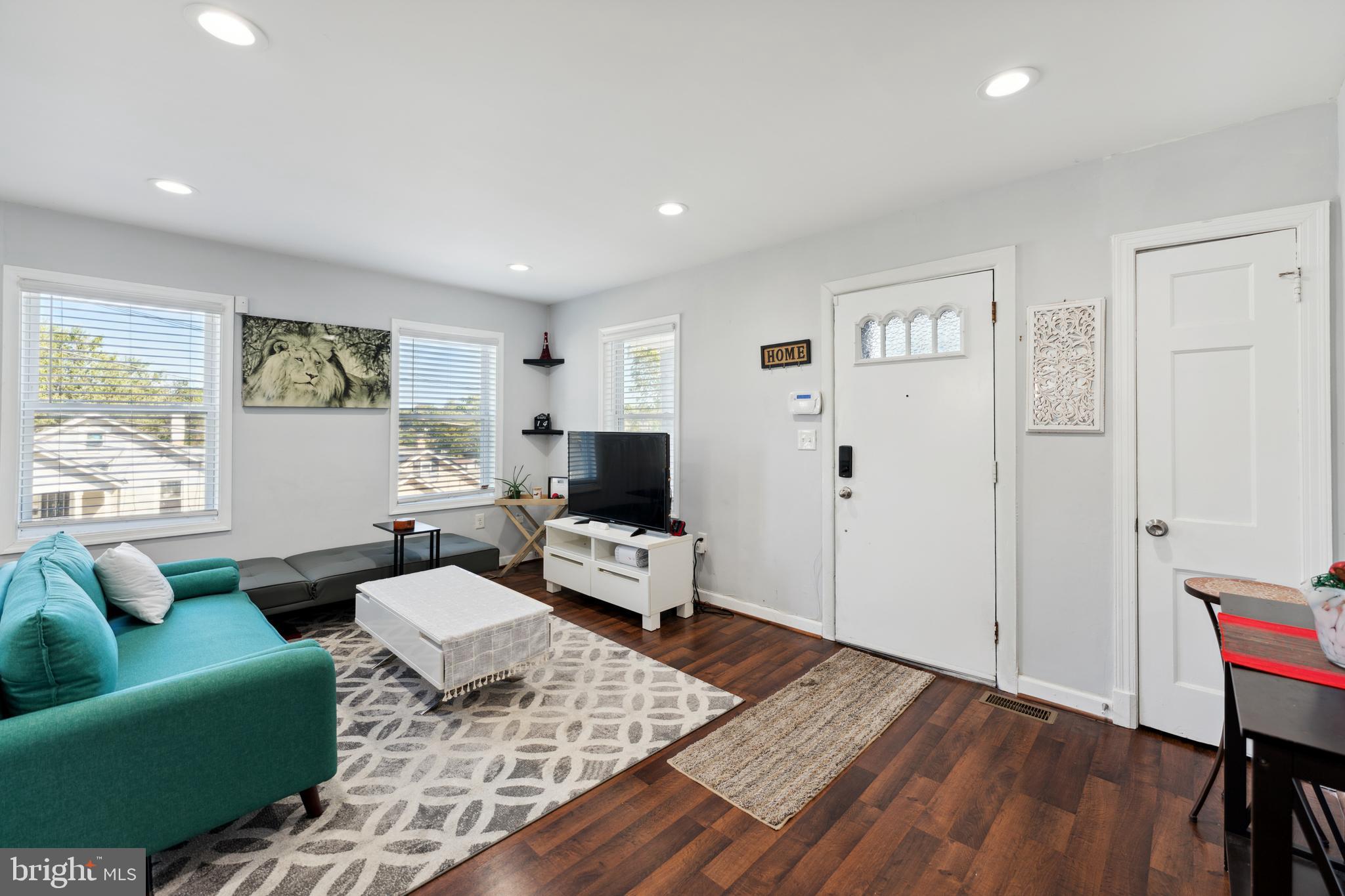 BRADBURY HEIGHTS - Residential