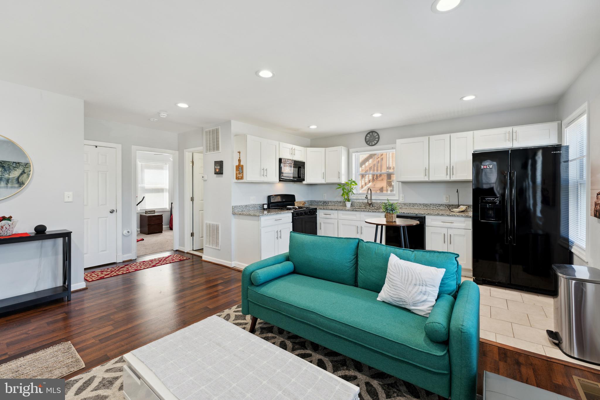 BRADBURY HEIGHTS - Residential