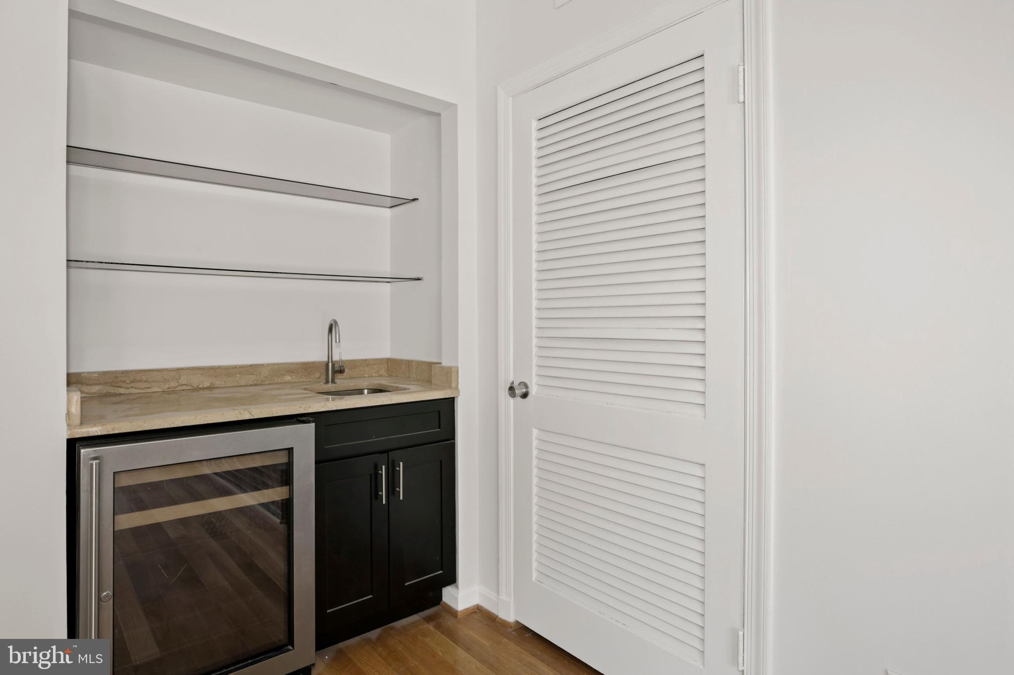 OLD TOWN ALEXANDRIA - Residential Lease